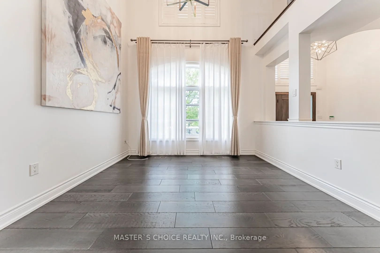 2357 Rideau Drive