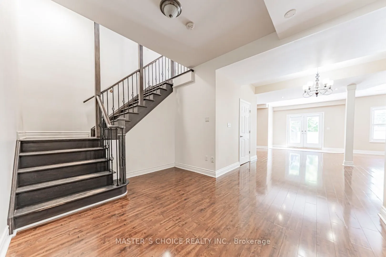 2357 Rideau Drive