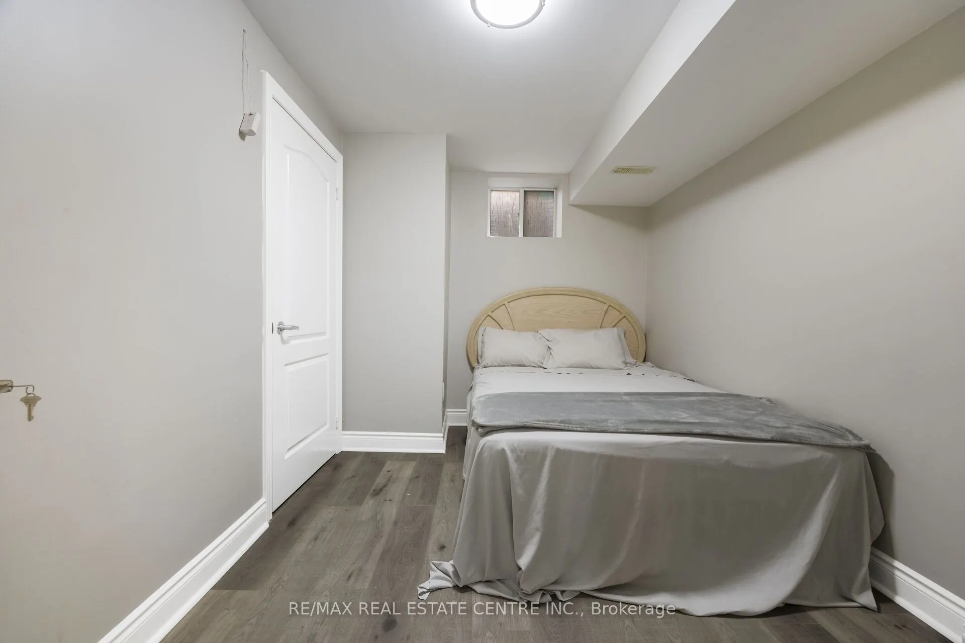 58 Seafair Crescent