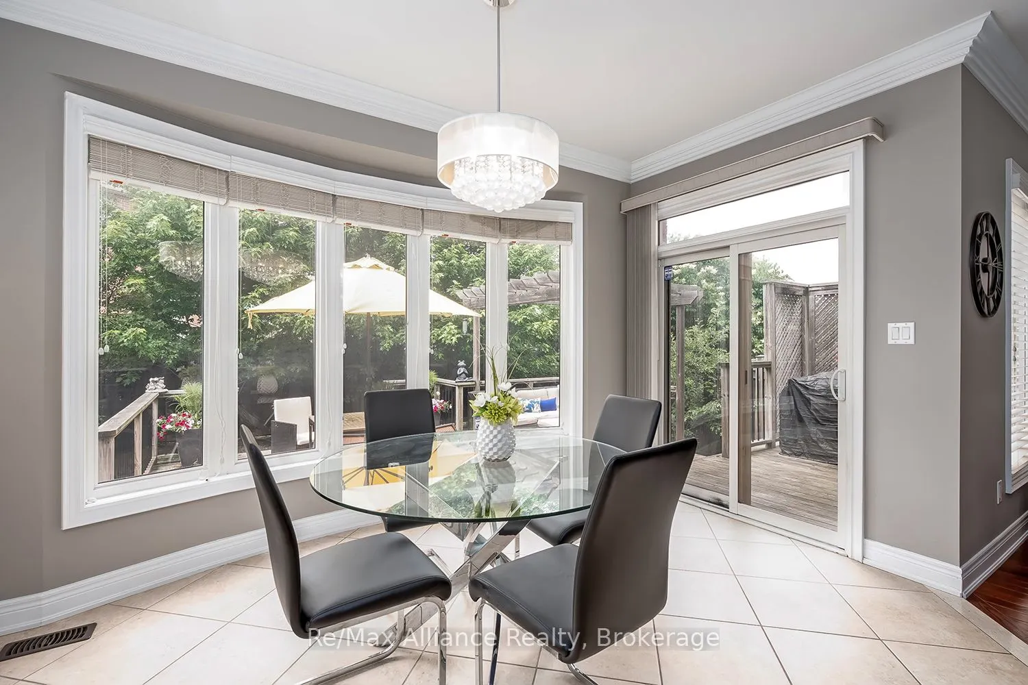 1367 Arrowhead Road