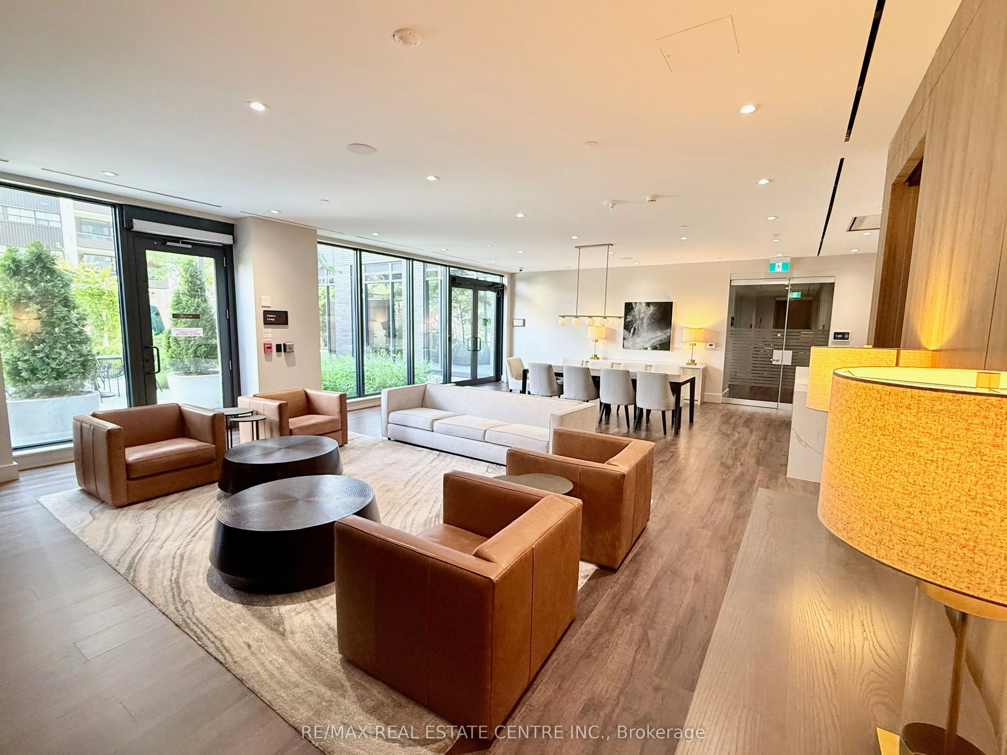 21 Park Street E #1507