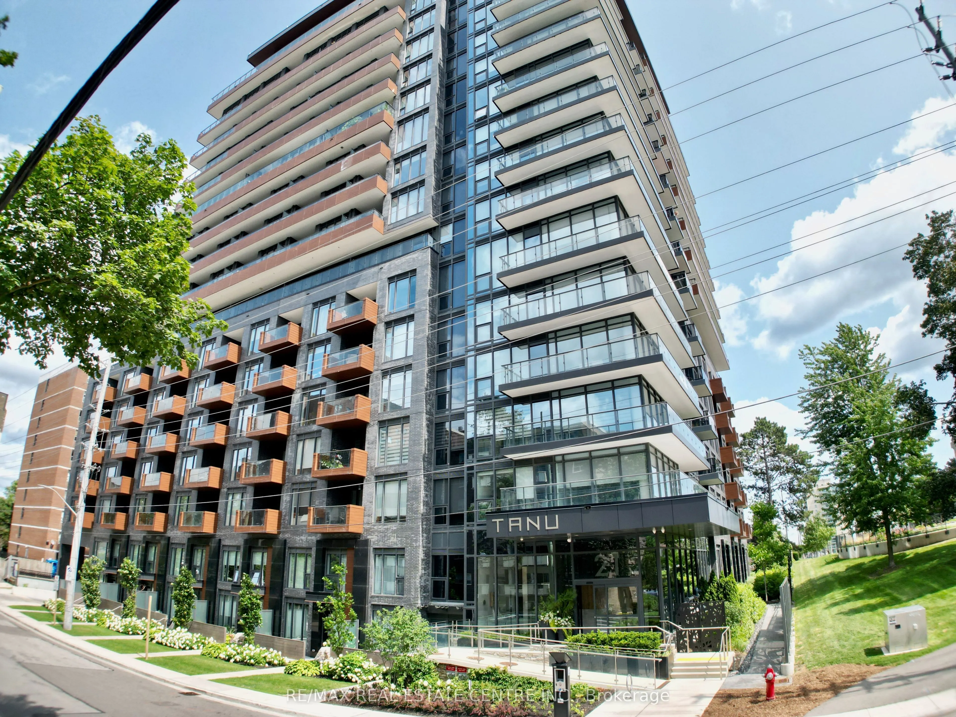 21 Park Street E #1507
