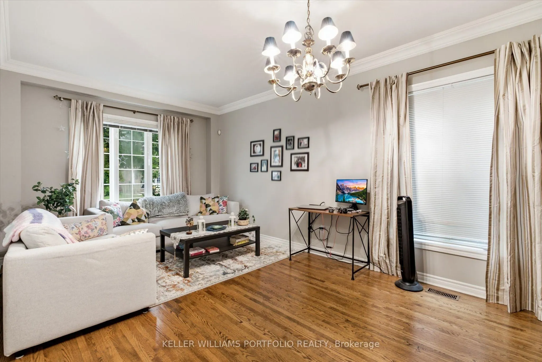 2153 Meadowglen Drive