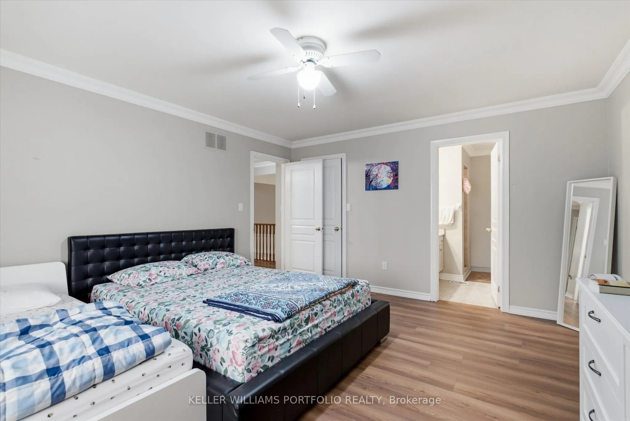 2153 Meadowglen Drive