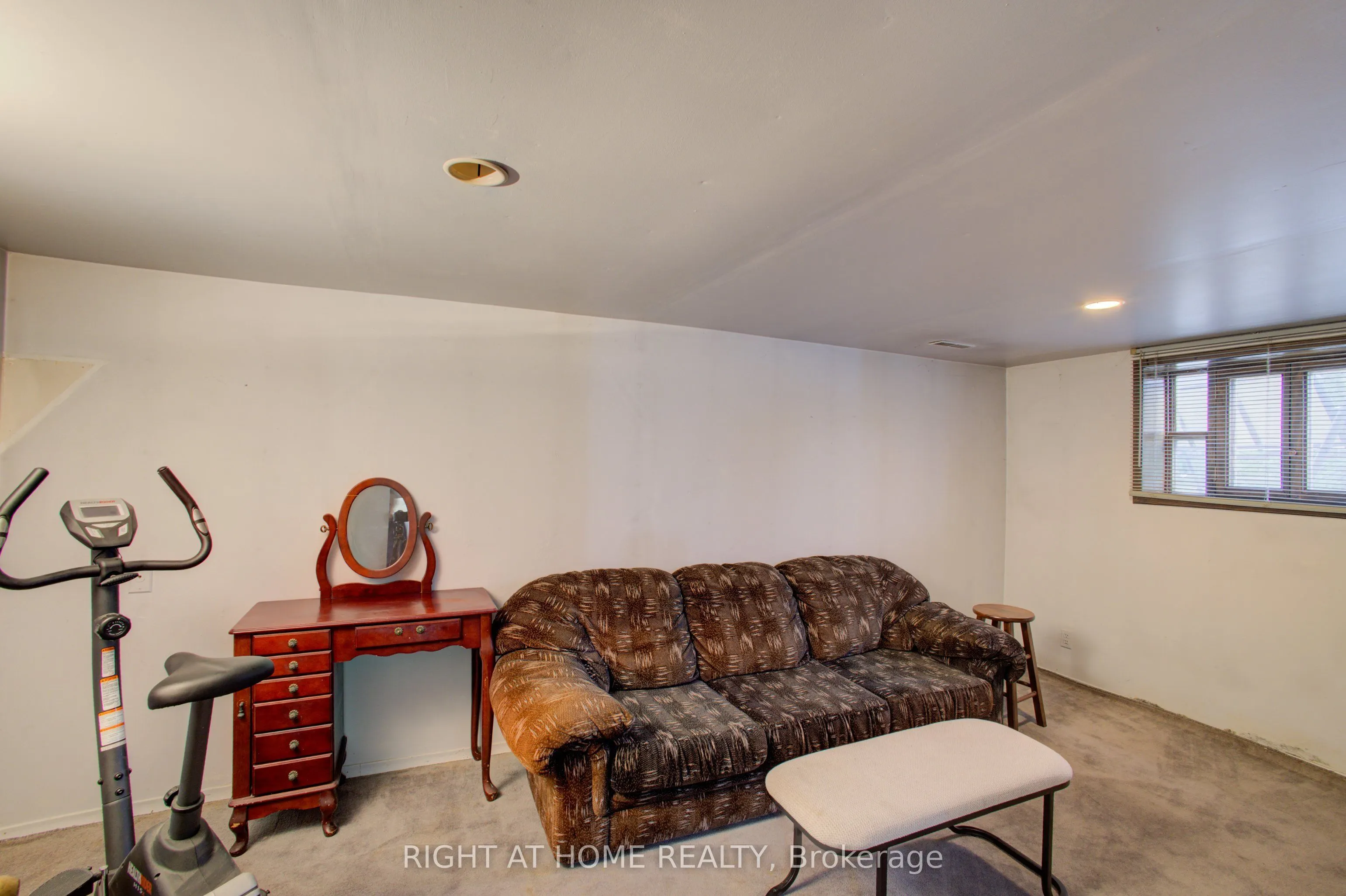 30 Parkview Drive