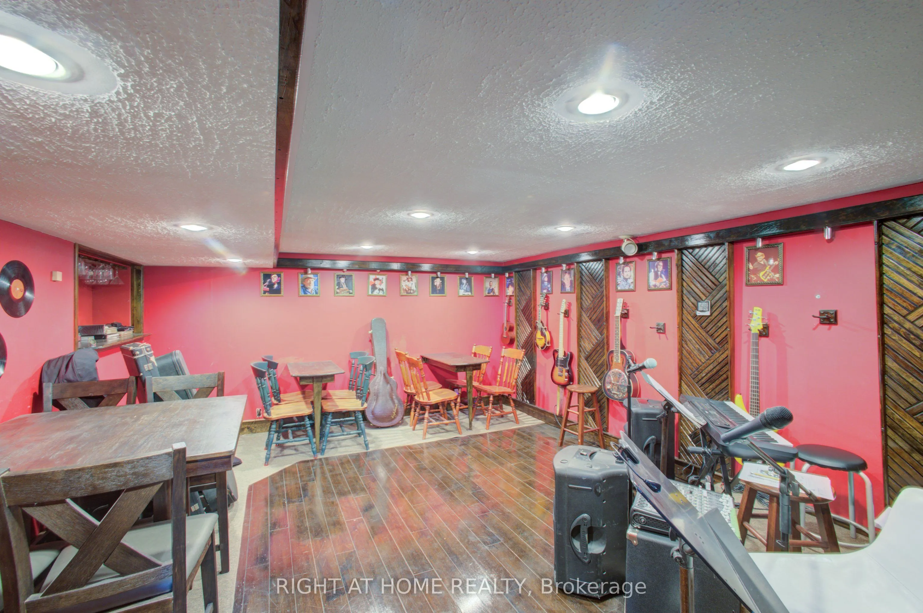 30 Parkview Drive