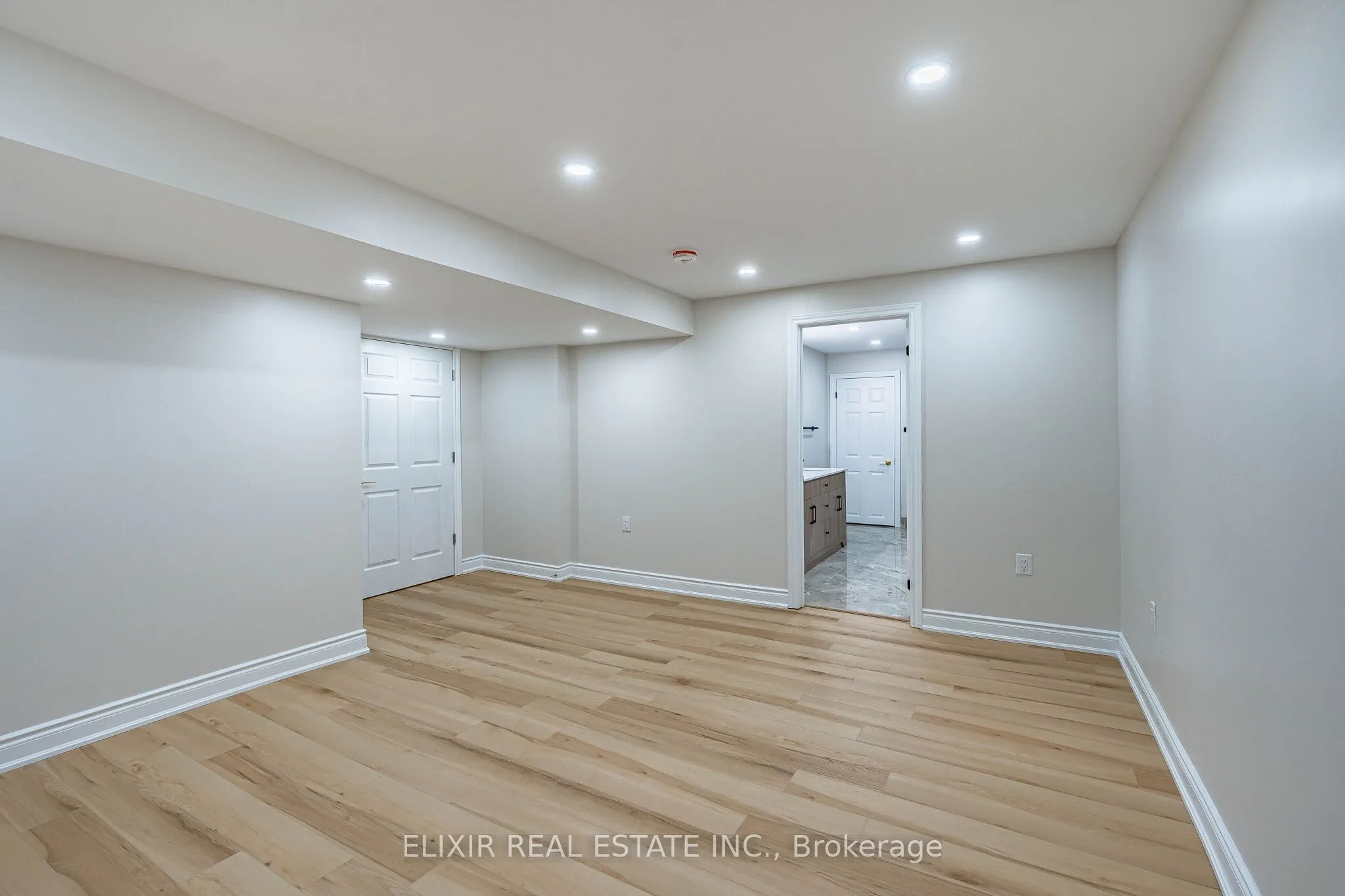 76 North Riverdale Drive