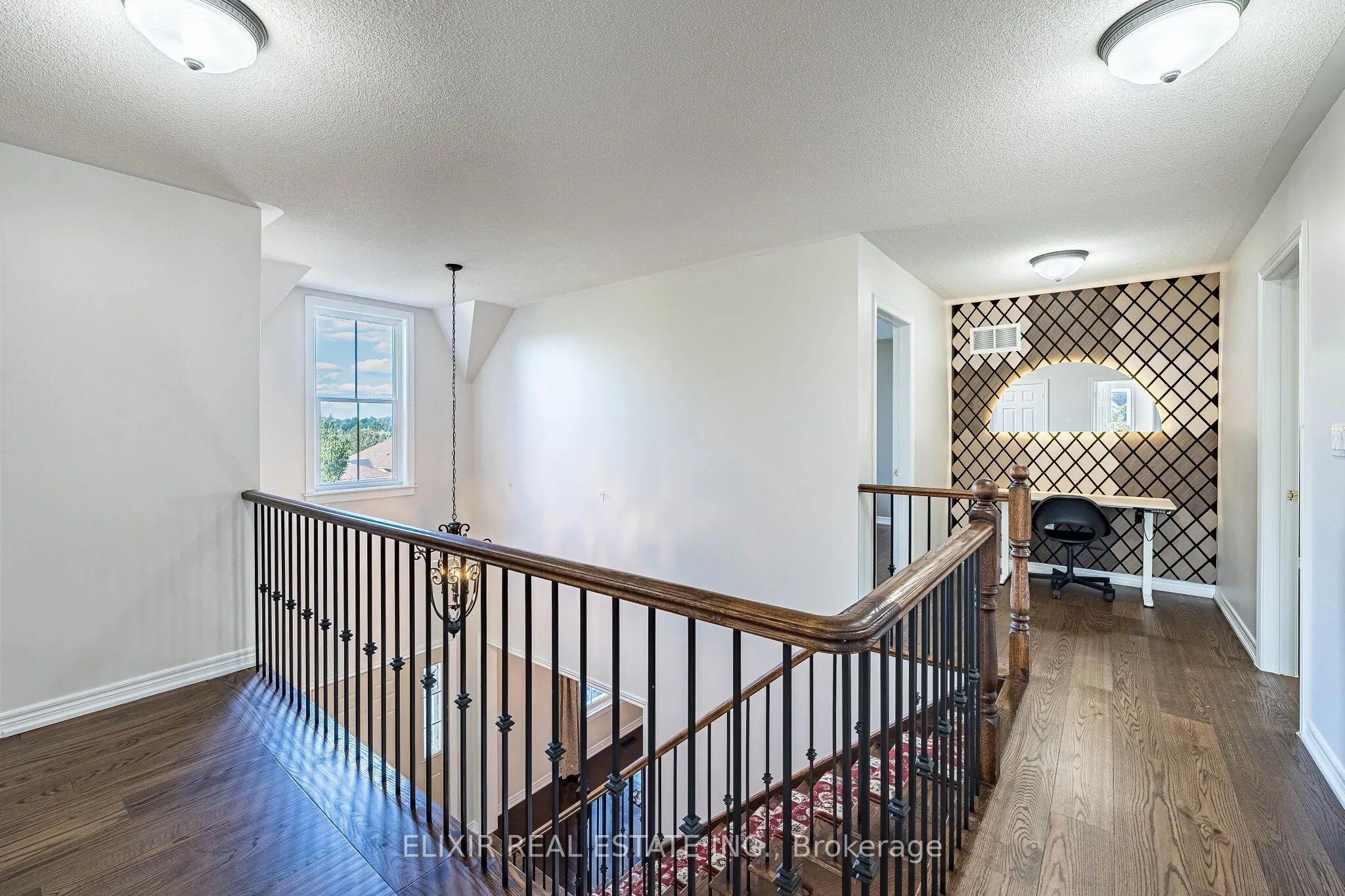 76 North Riverdale Drive