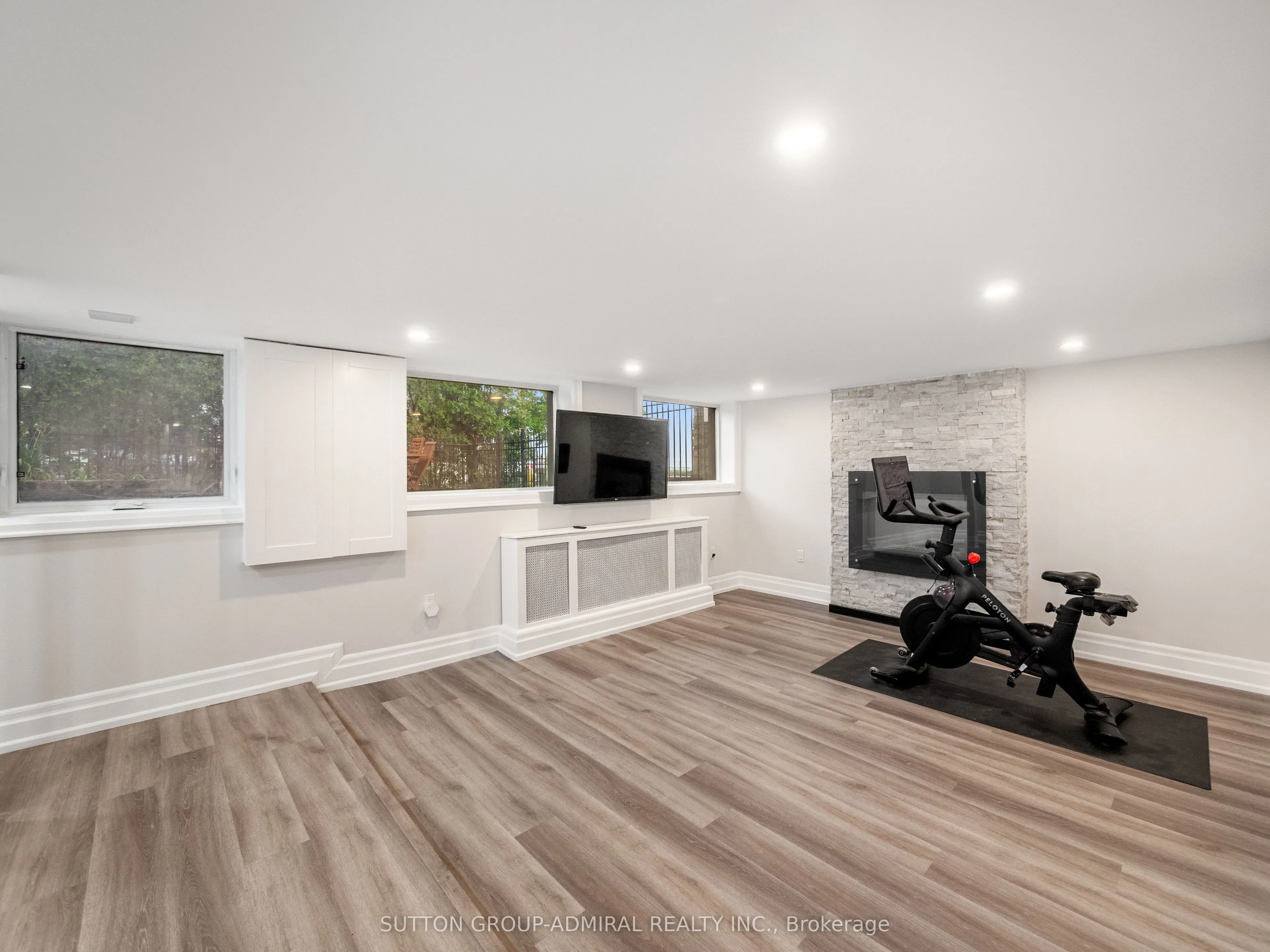 70 Lake Shore Drive