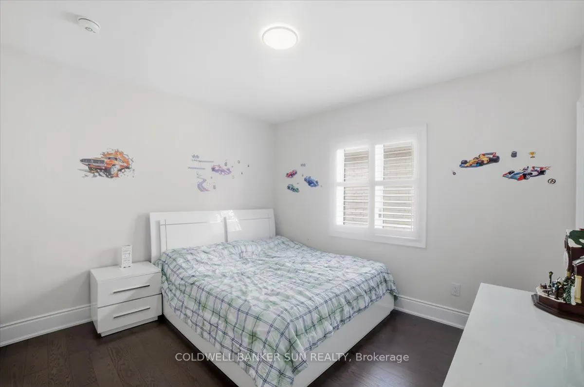 87 James Walker Avenue