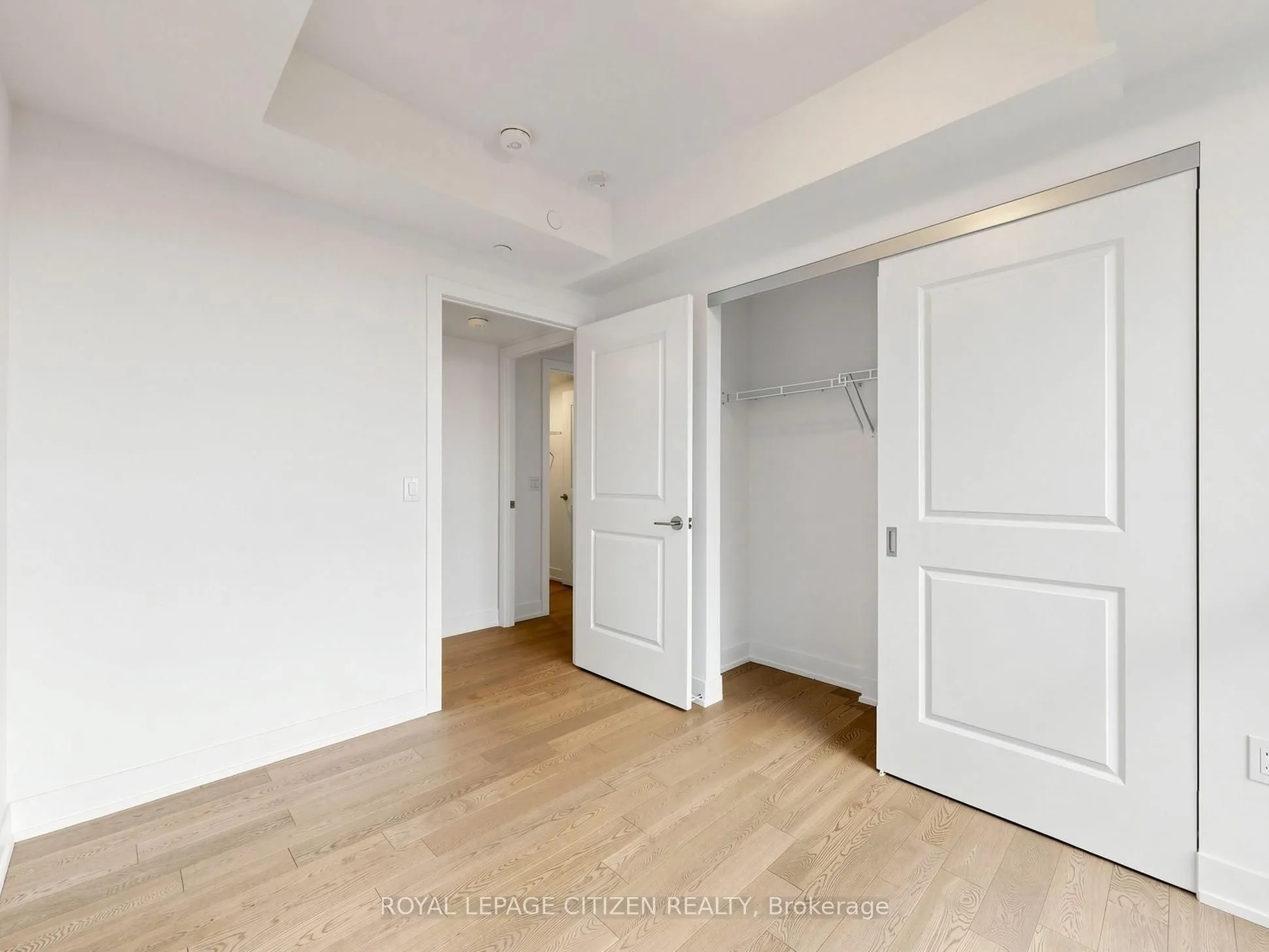 1063 DOUGLAS MCCURDY COMM #1208