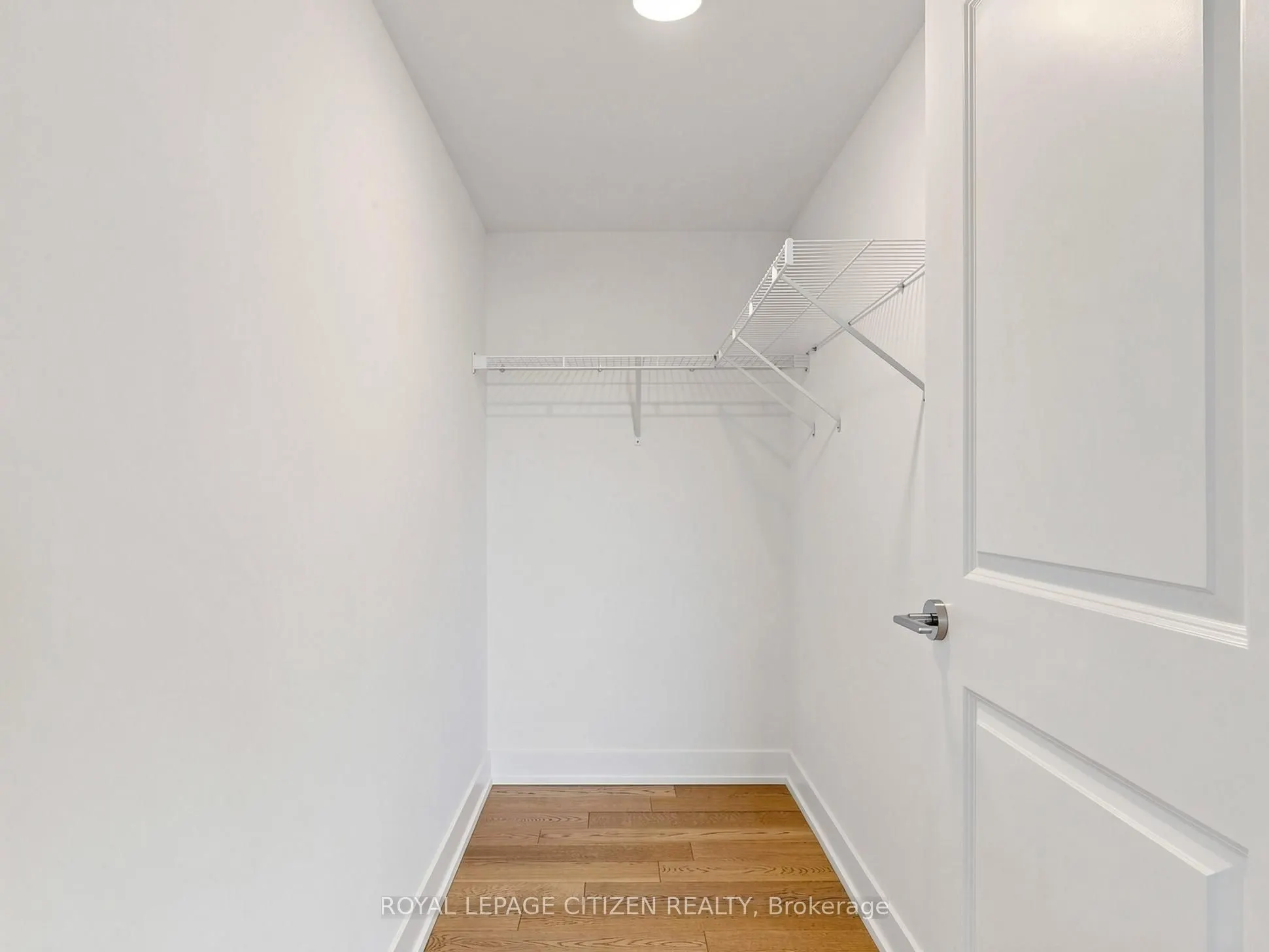 1063 DOUGLAS MCCURDY COMM #1208