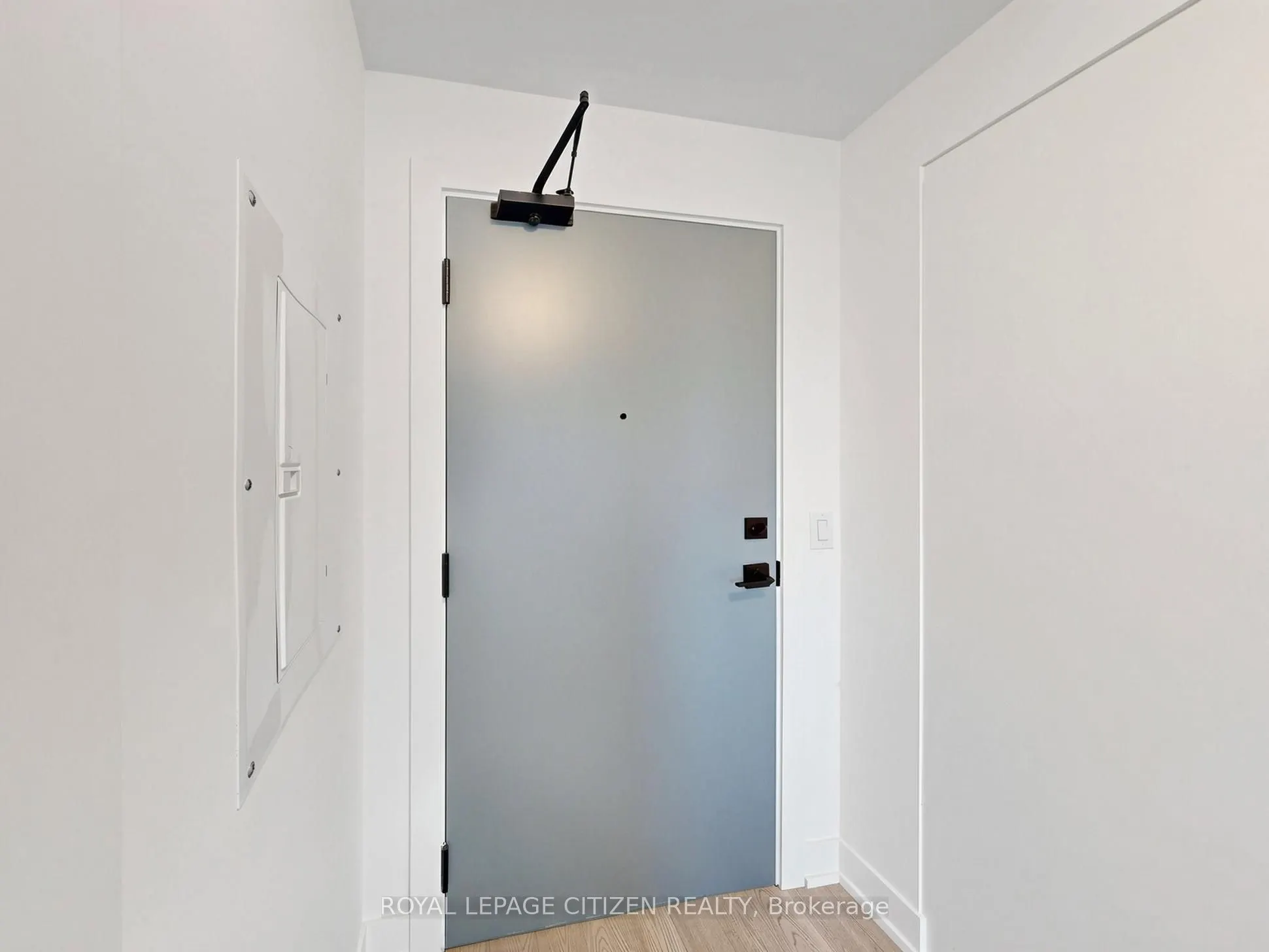 1063 DOUGLAS MCCURDY COMM #1208