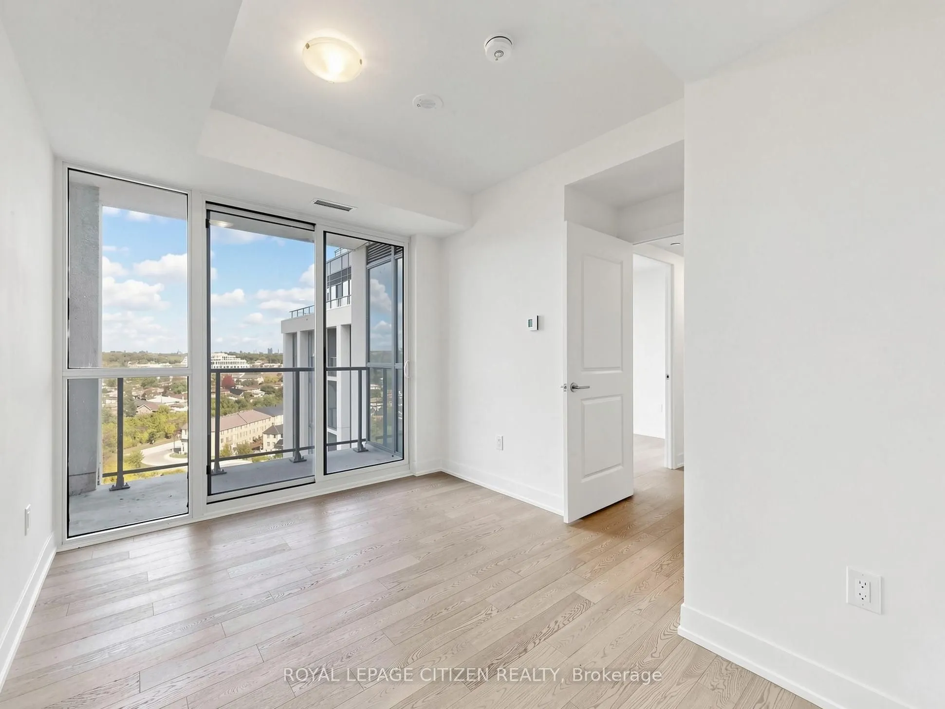 1063 DOUGLAS MCCURDY COMM #1208