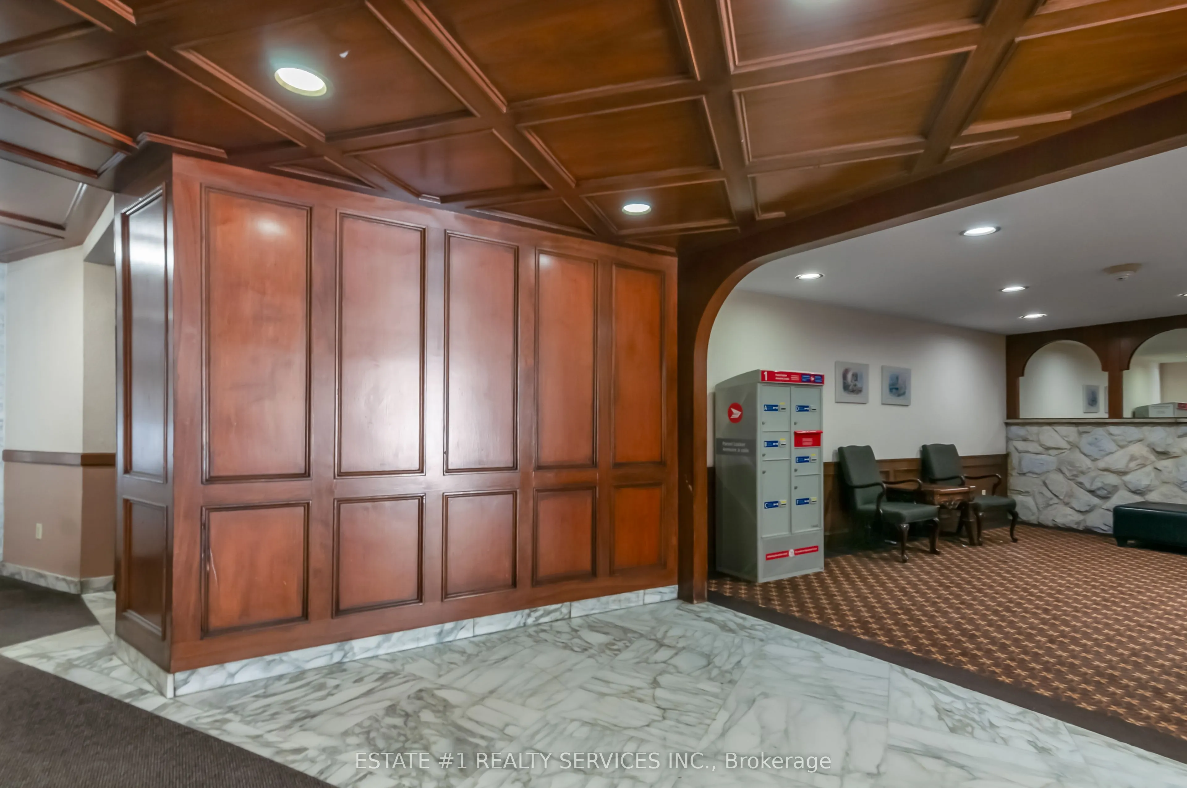 3555 Derry Road E #402