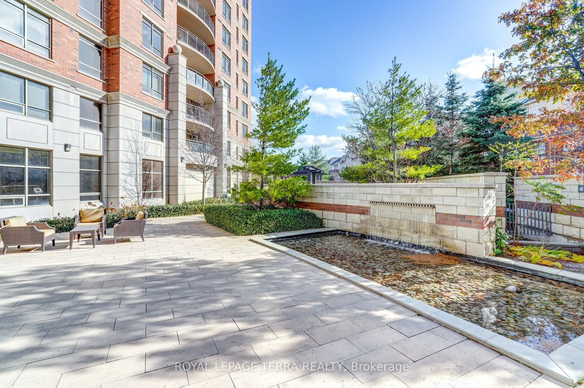 2379 Central Park Drive #1011
