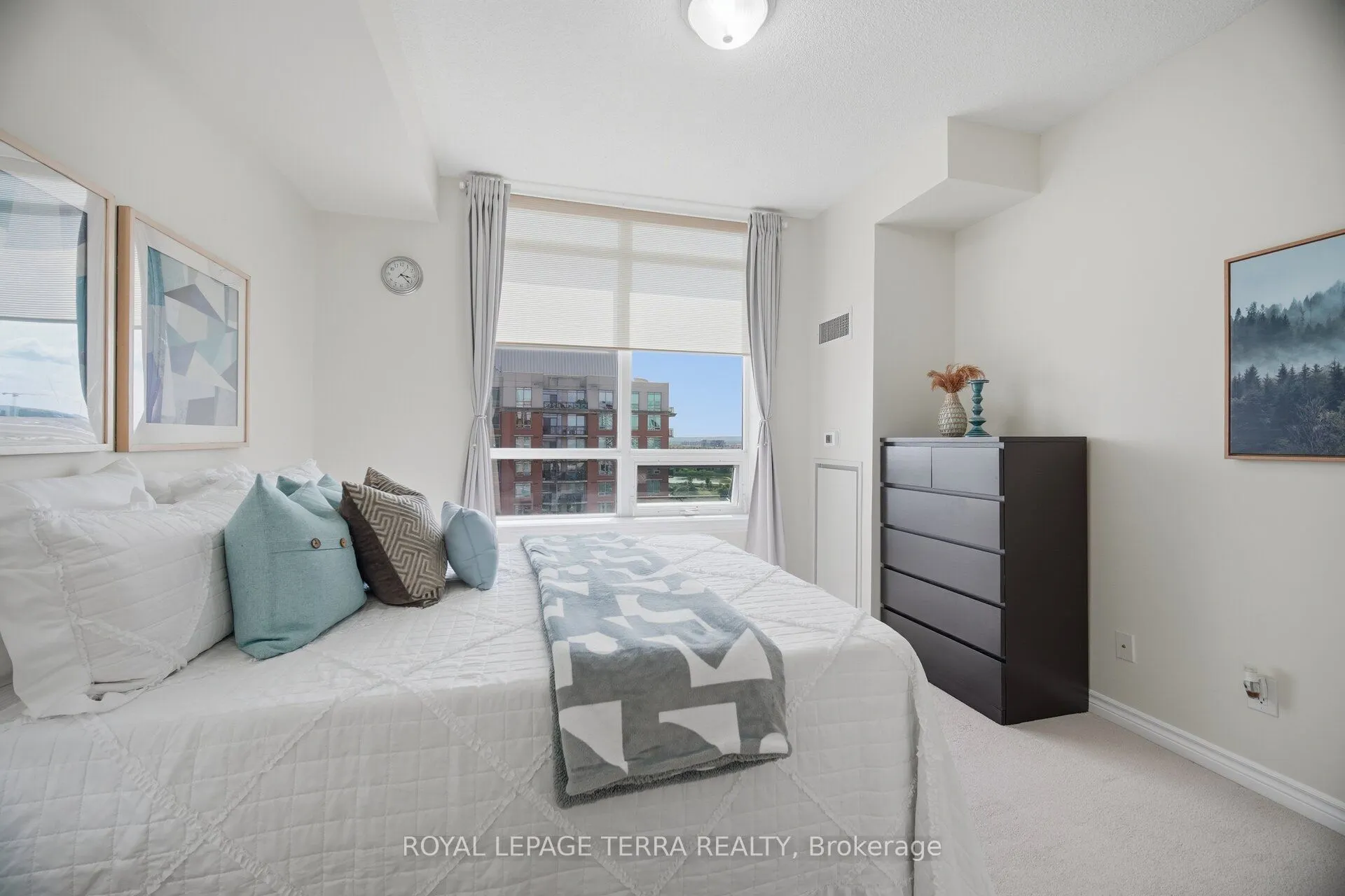 2379 Central Park Drive #1011