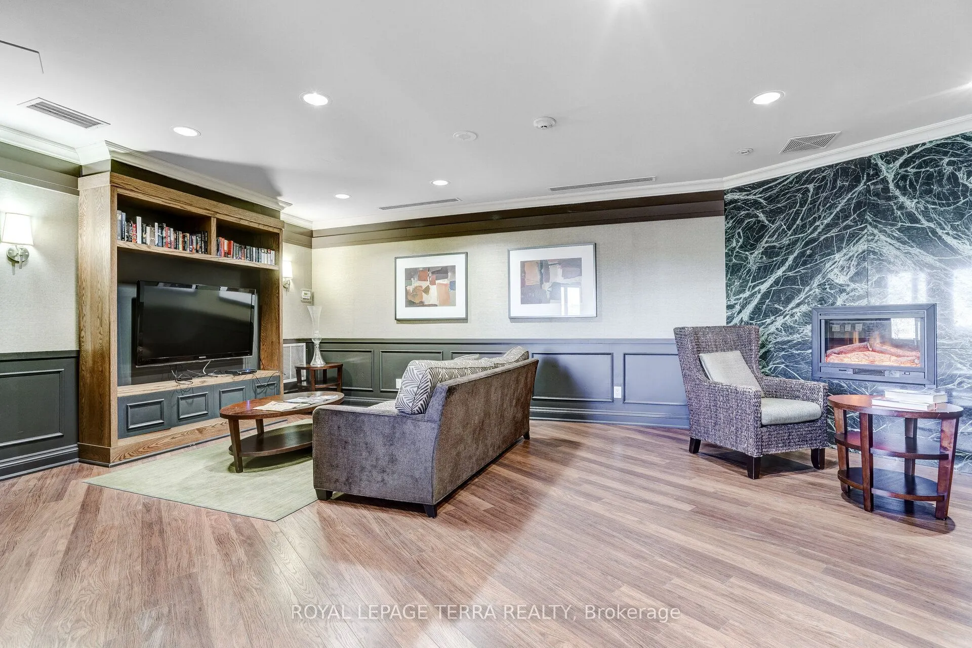 2379 Central Park Drive #1011