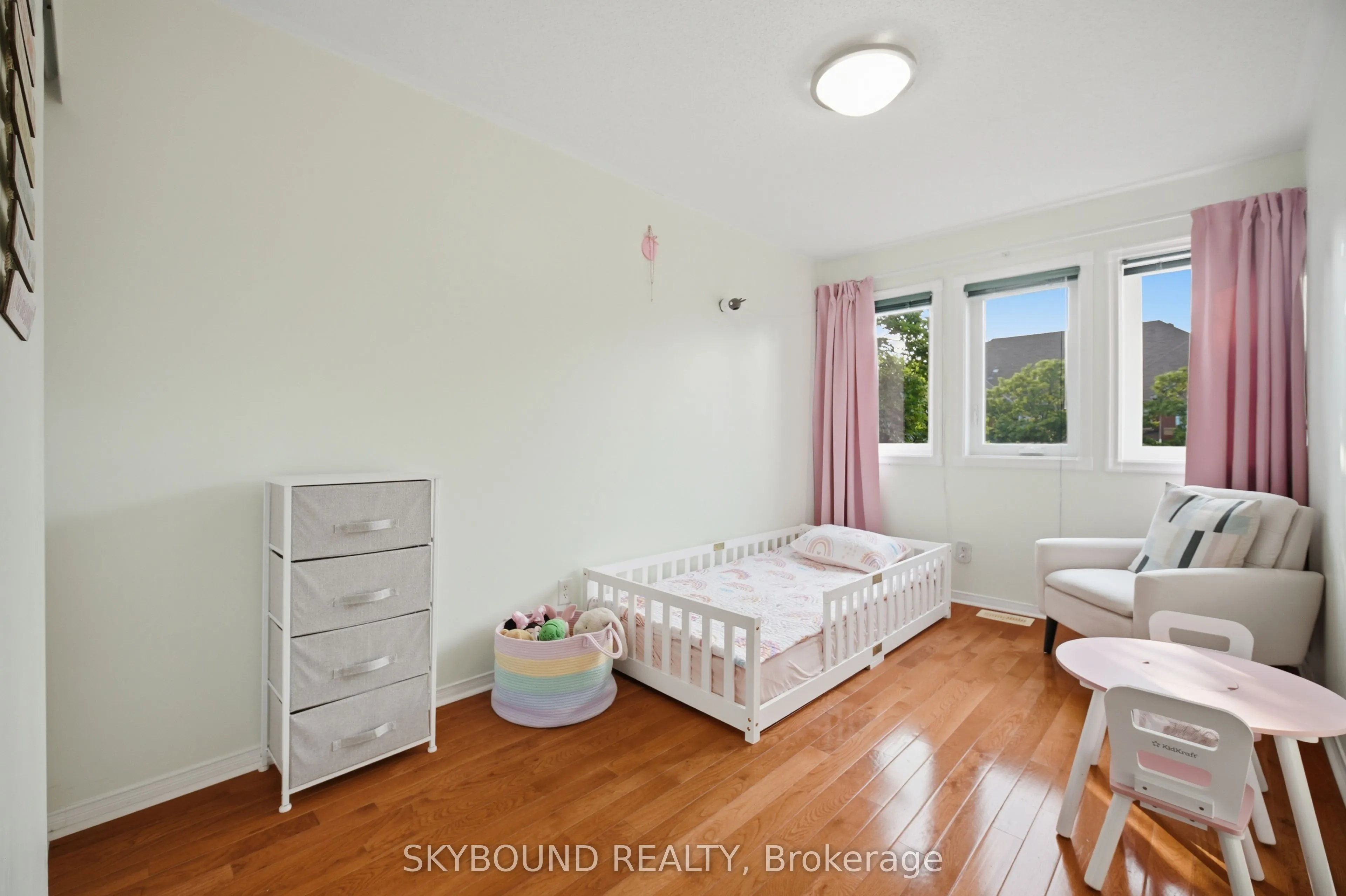 3906 Zenith Court