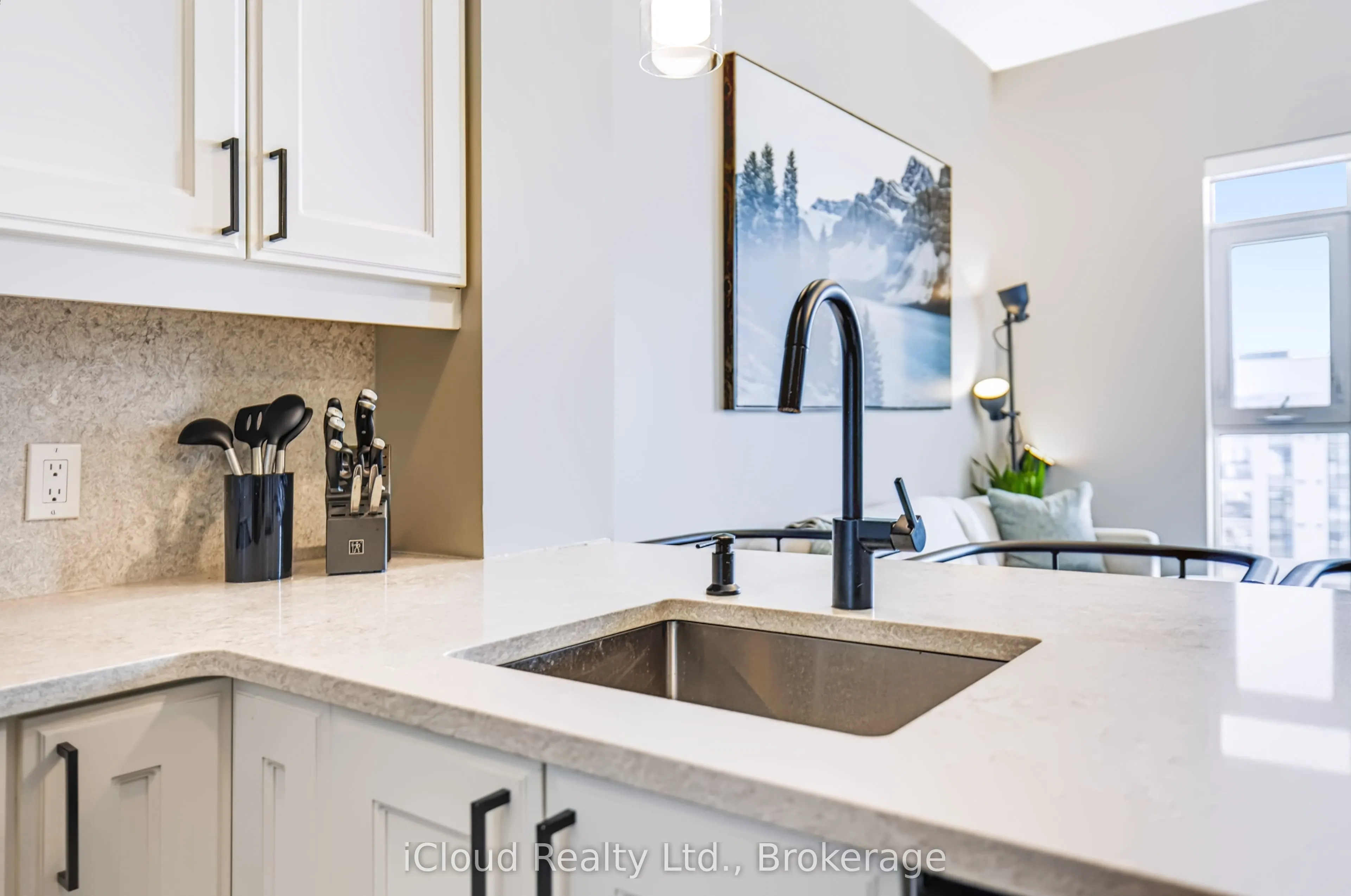 460 Gordon Krantz Avenue #612