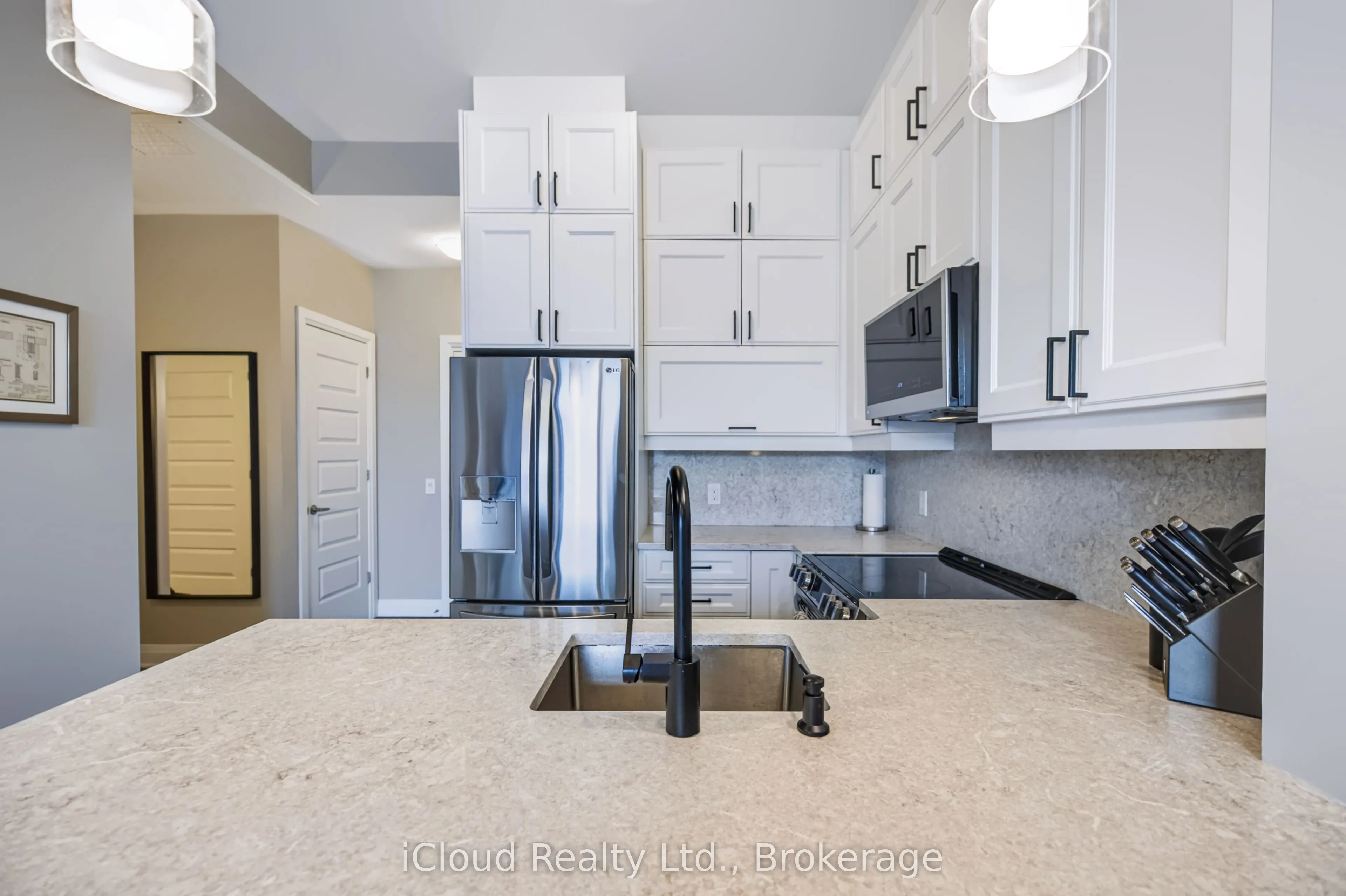 460 Gordon Krantz Avenue #612