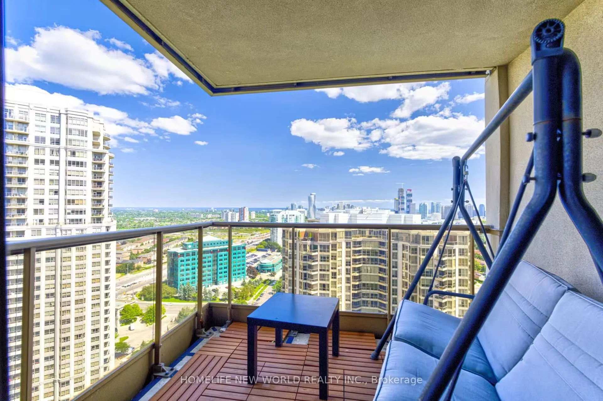 45 Kingsbridge Garden Circle #2704