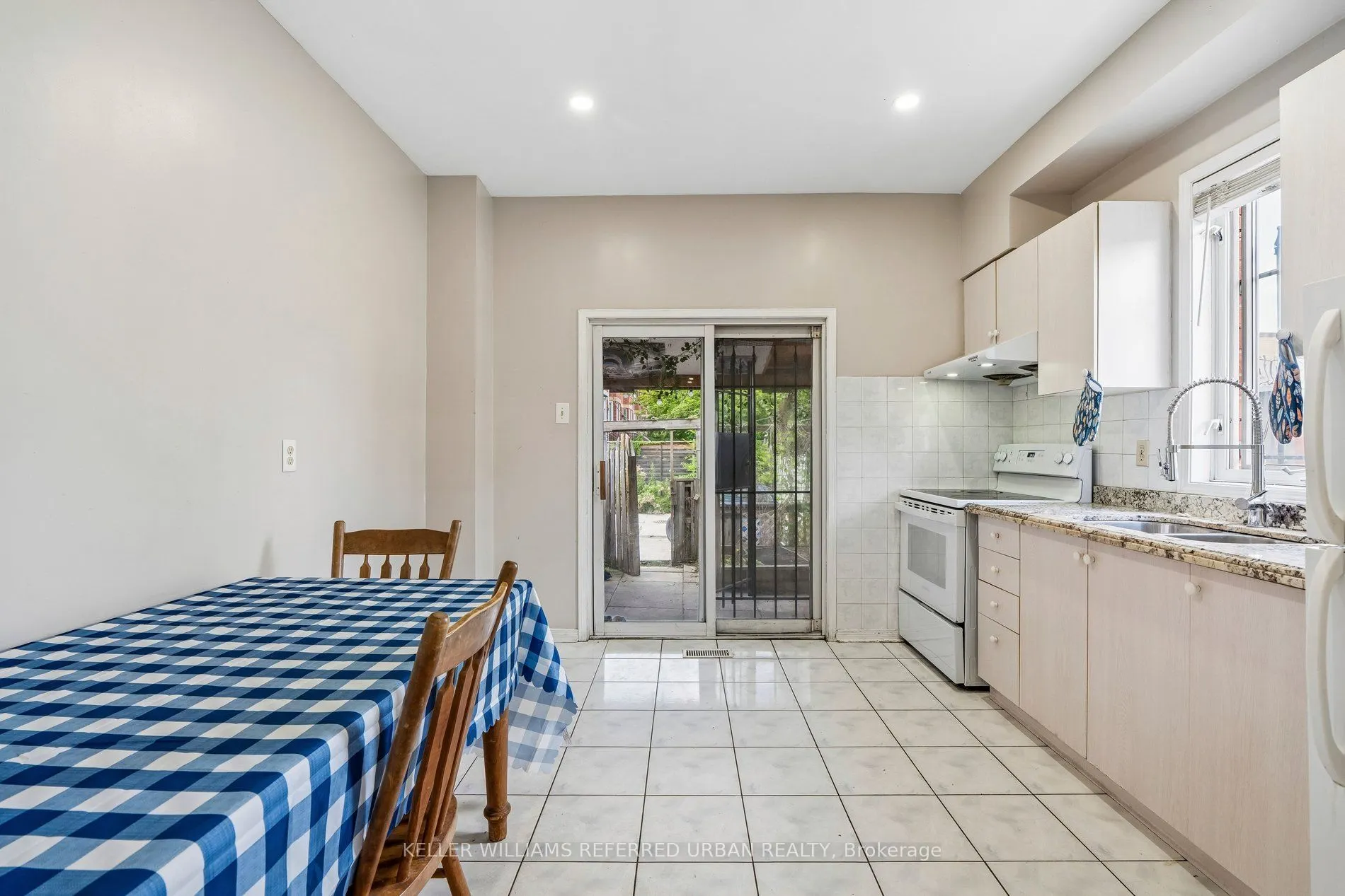 1508 Dupont Street