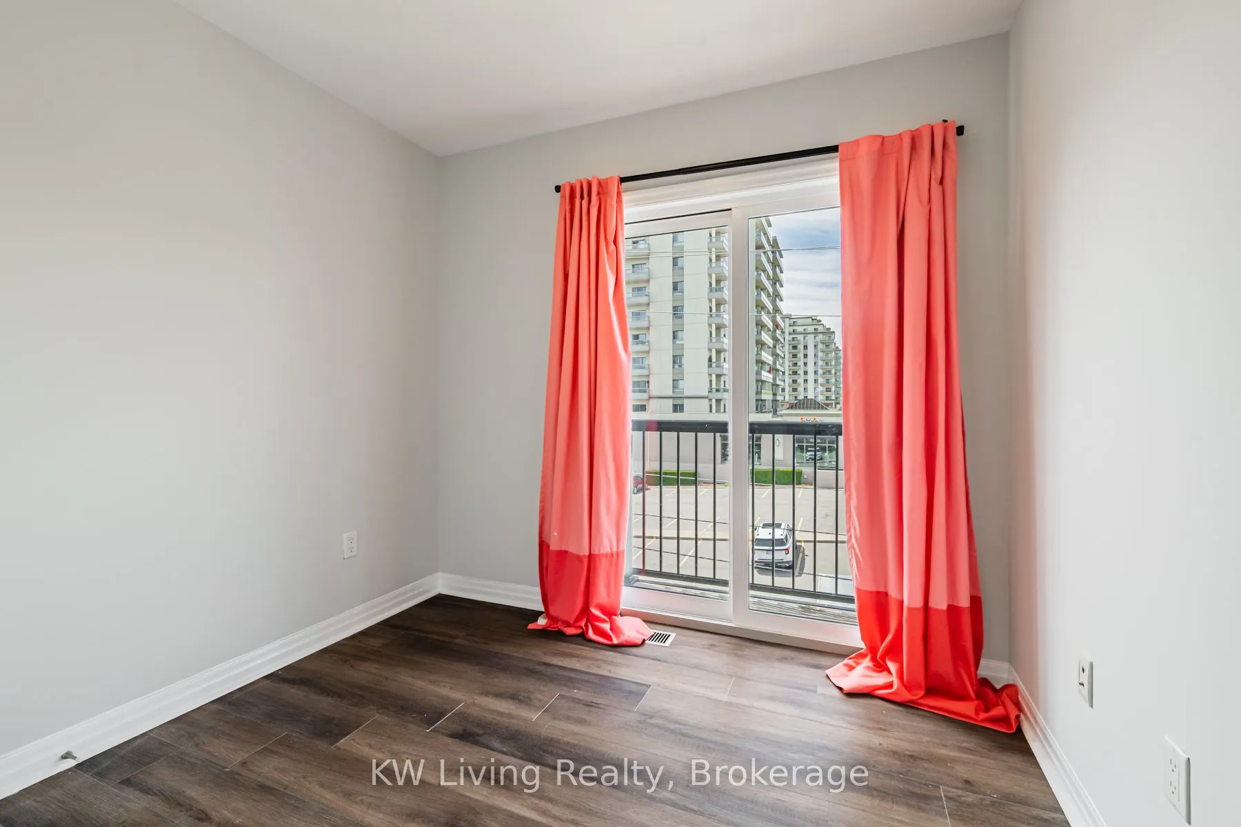 70 Plains Road W #18