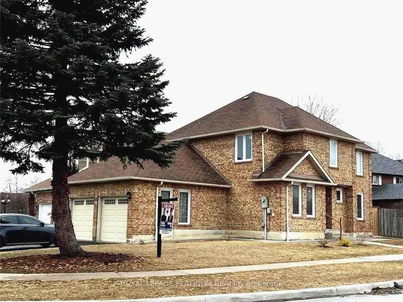 63 Lord Simcoe Drive