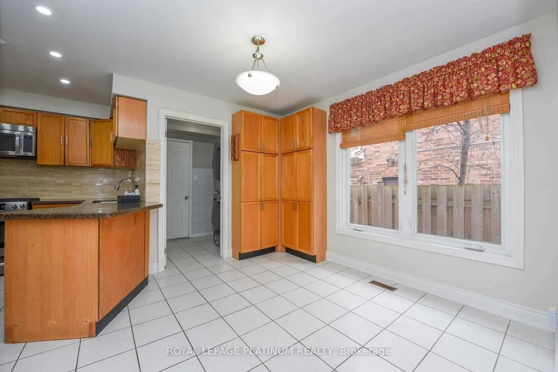 63 Lord Simcoe Drive