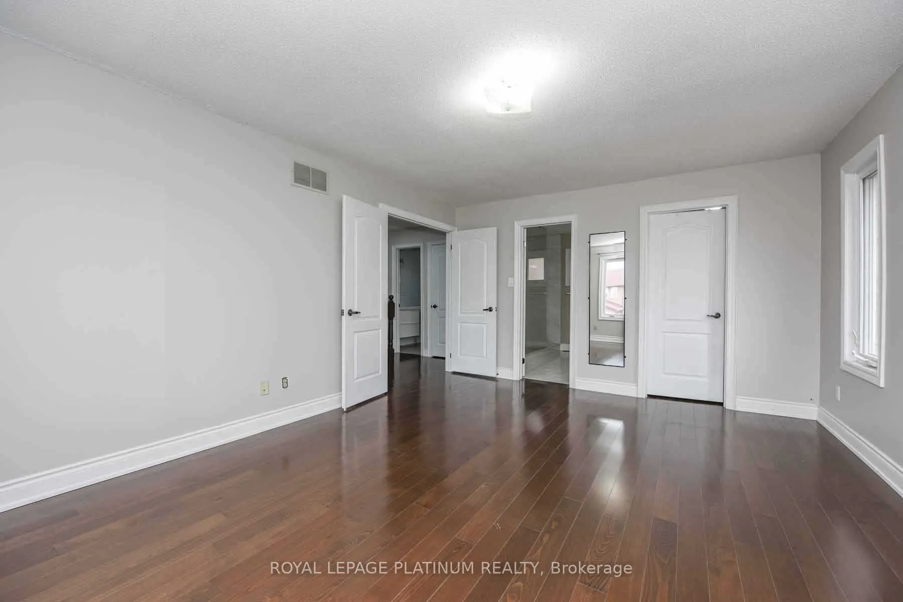 63 Lord Simcoe Drive