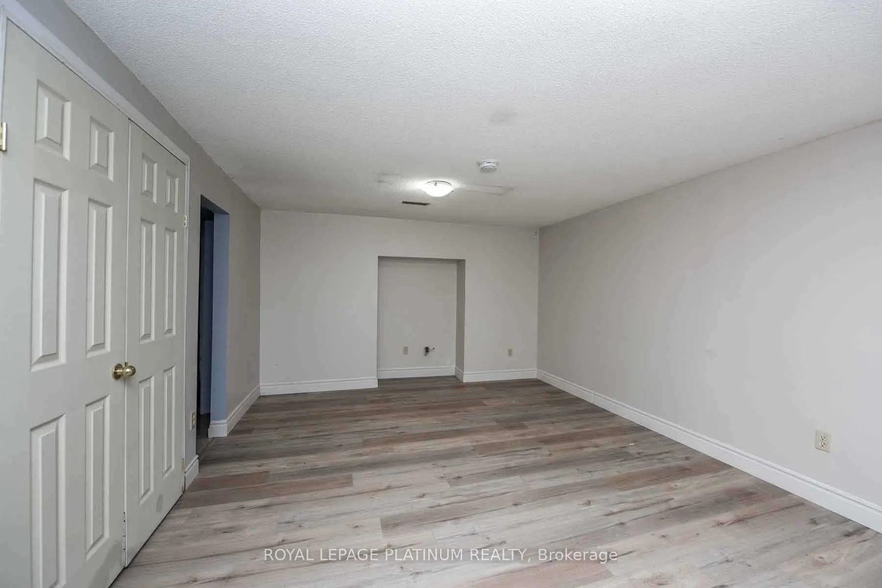 63 Lord Simcoe Drive