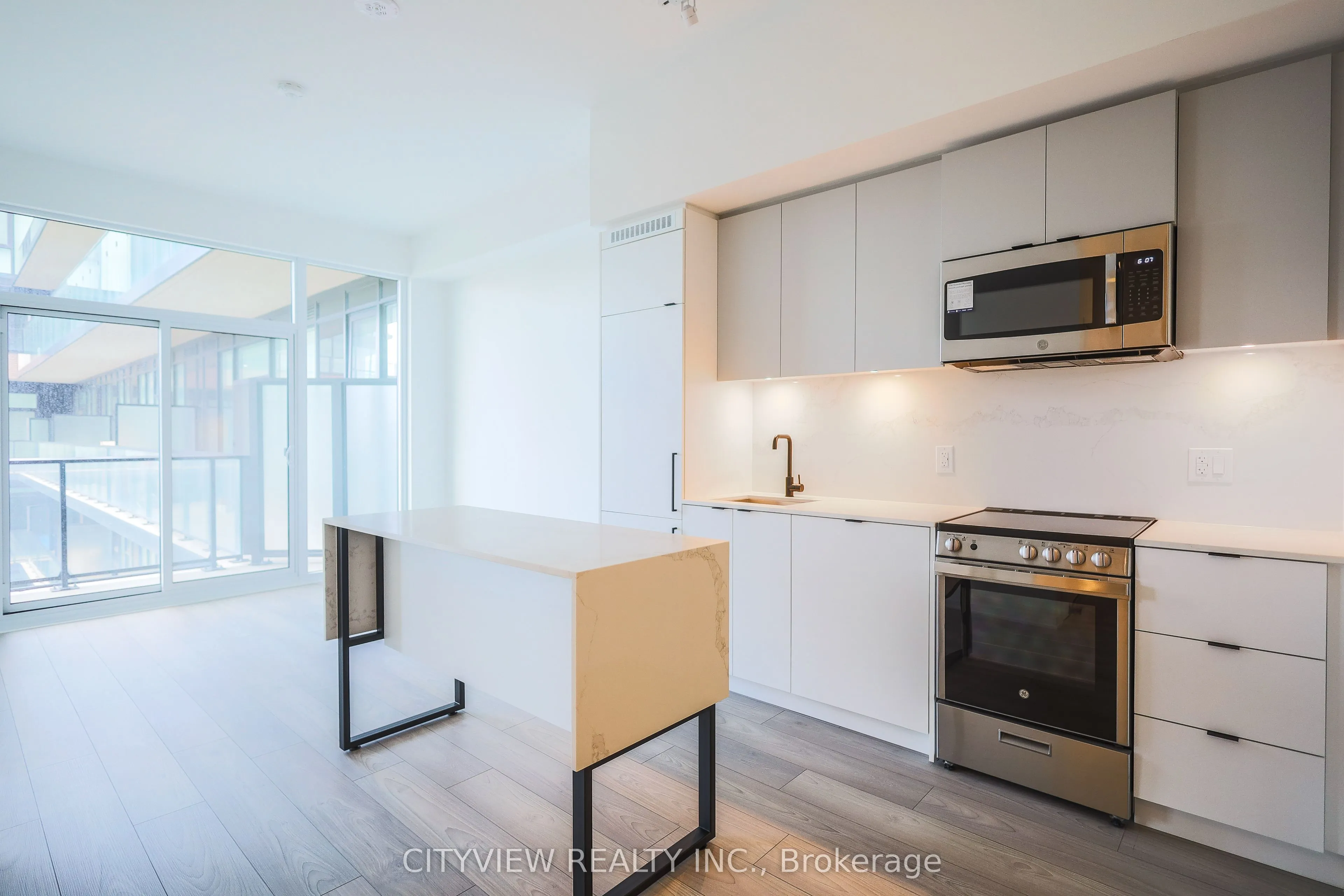 285 Dufferin Street #1127