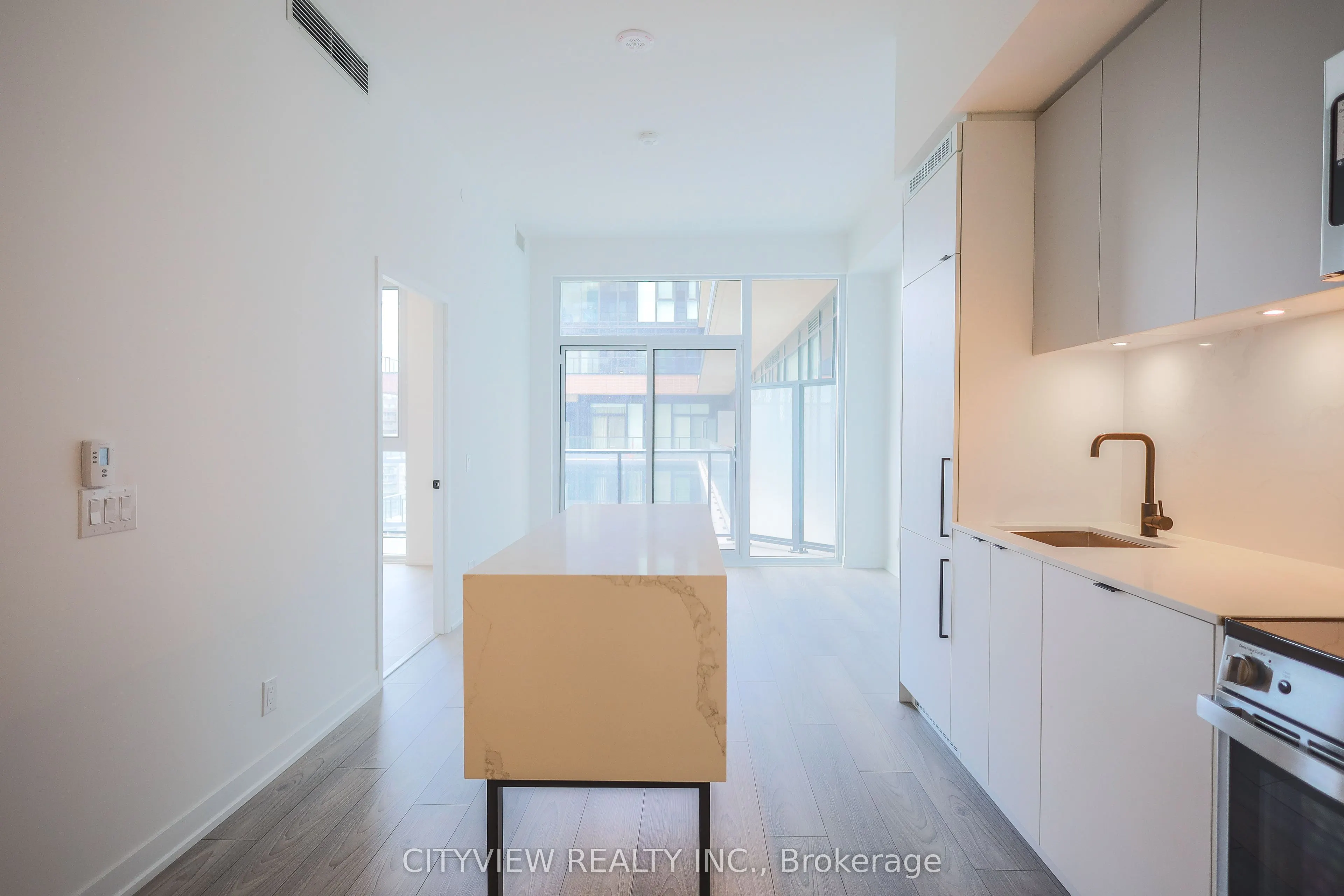 285 Dufferin Street #1127