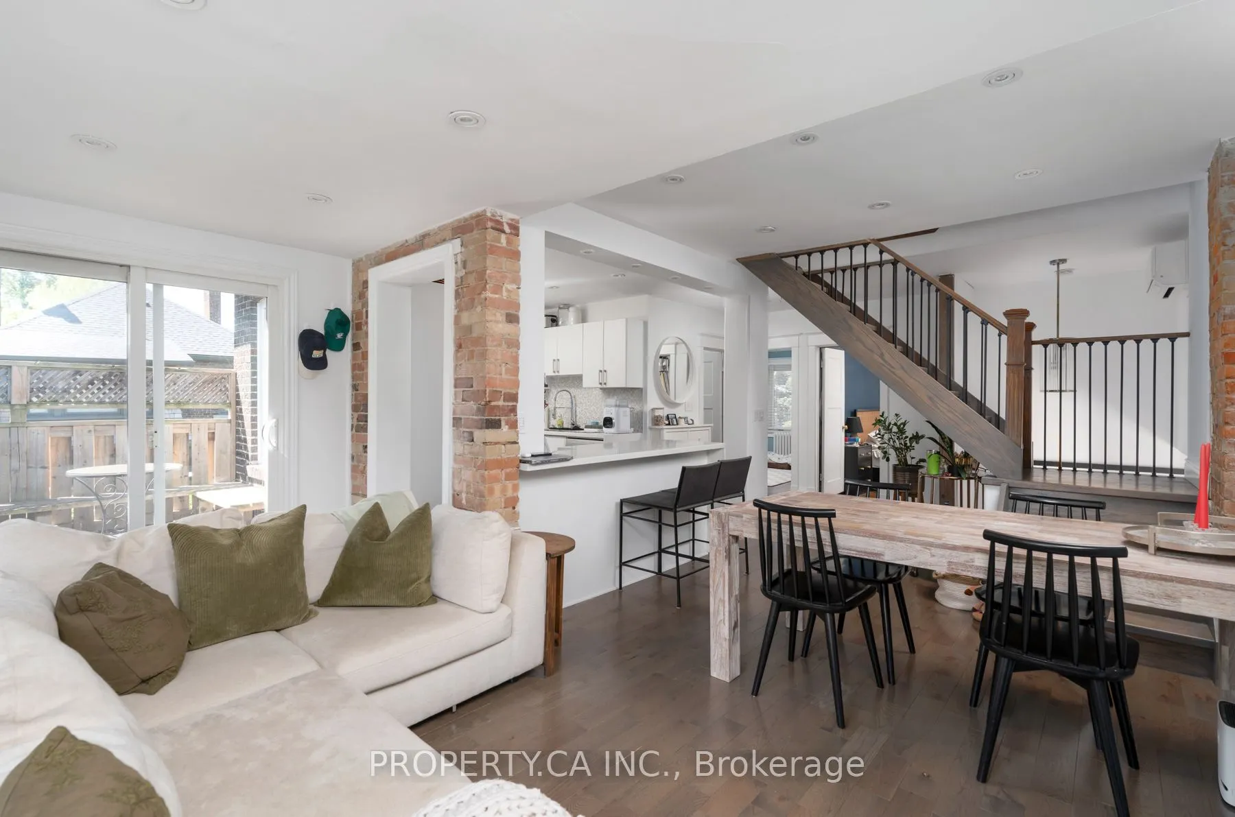 9 Fairview Avenue