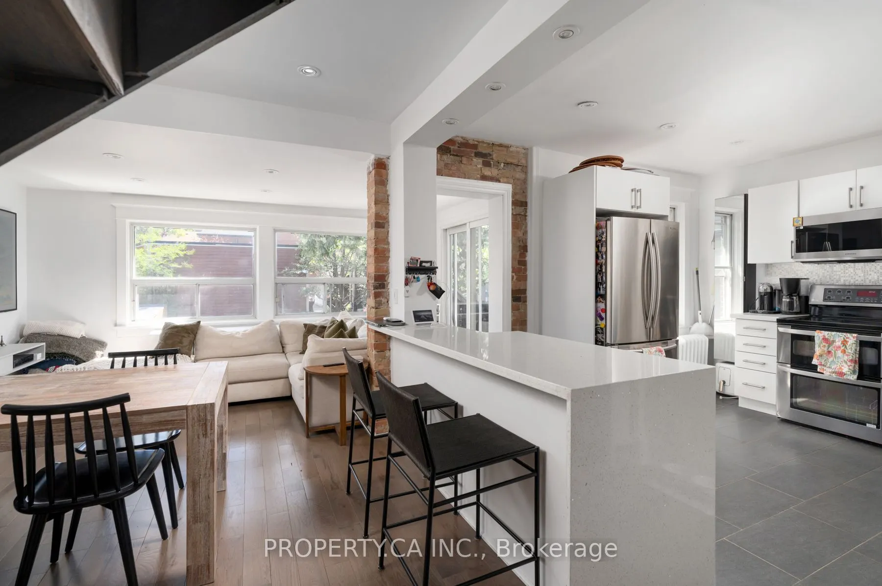 9 Fairview Avenue