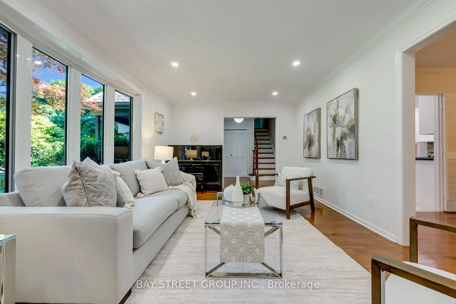 2234 Bennington Gate