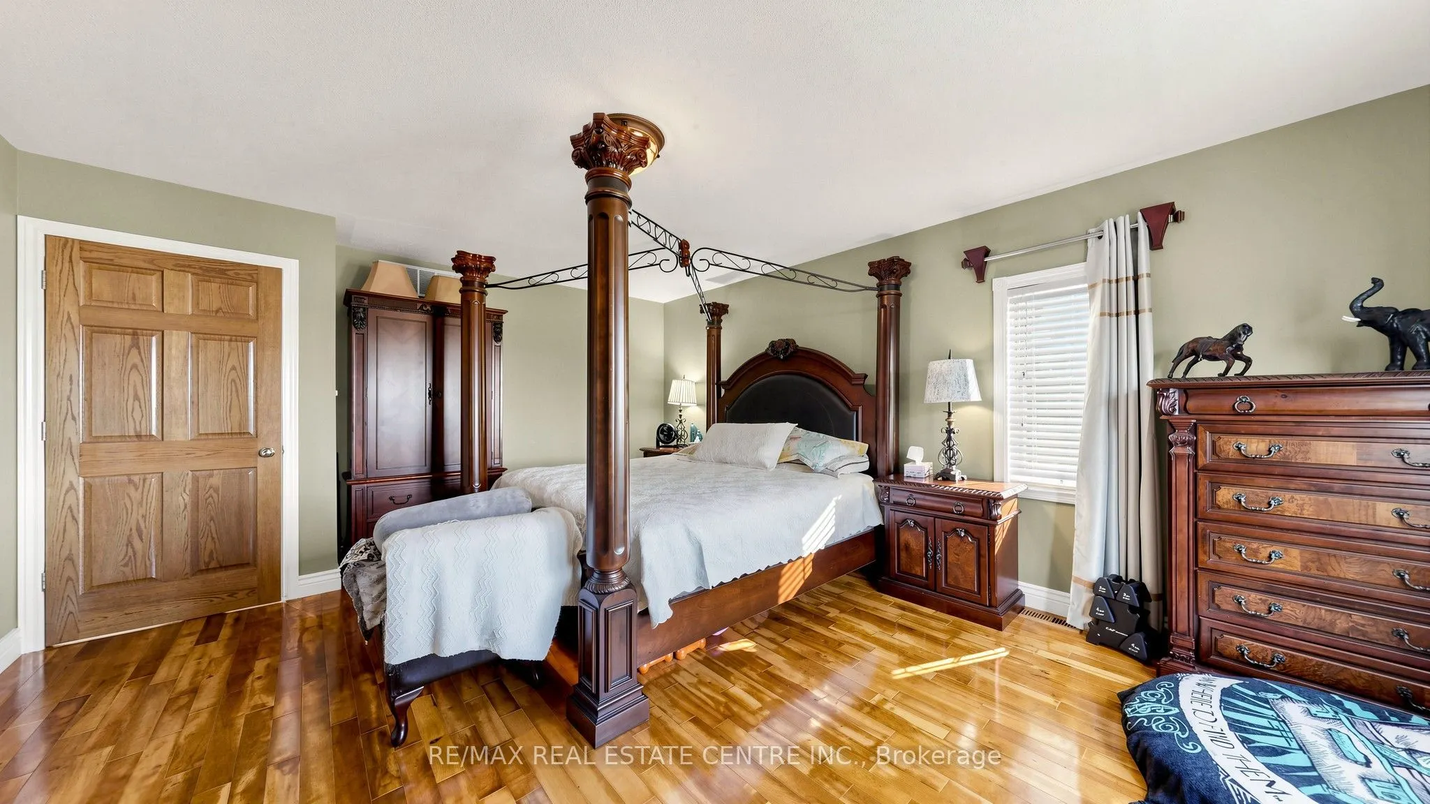 12806 Mississauga Road