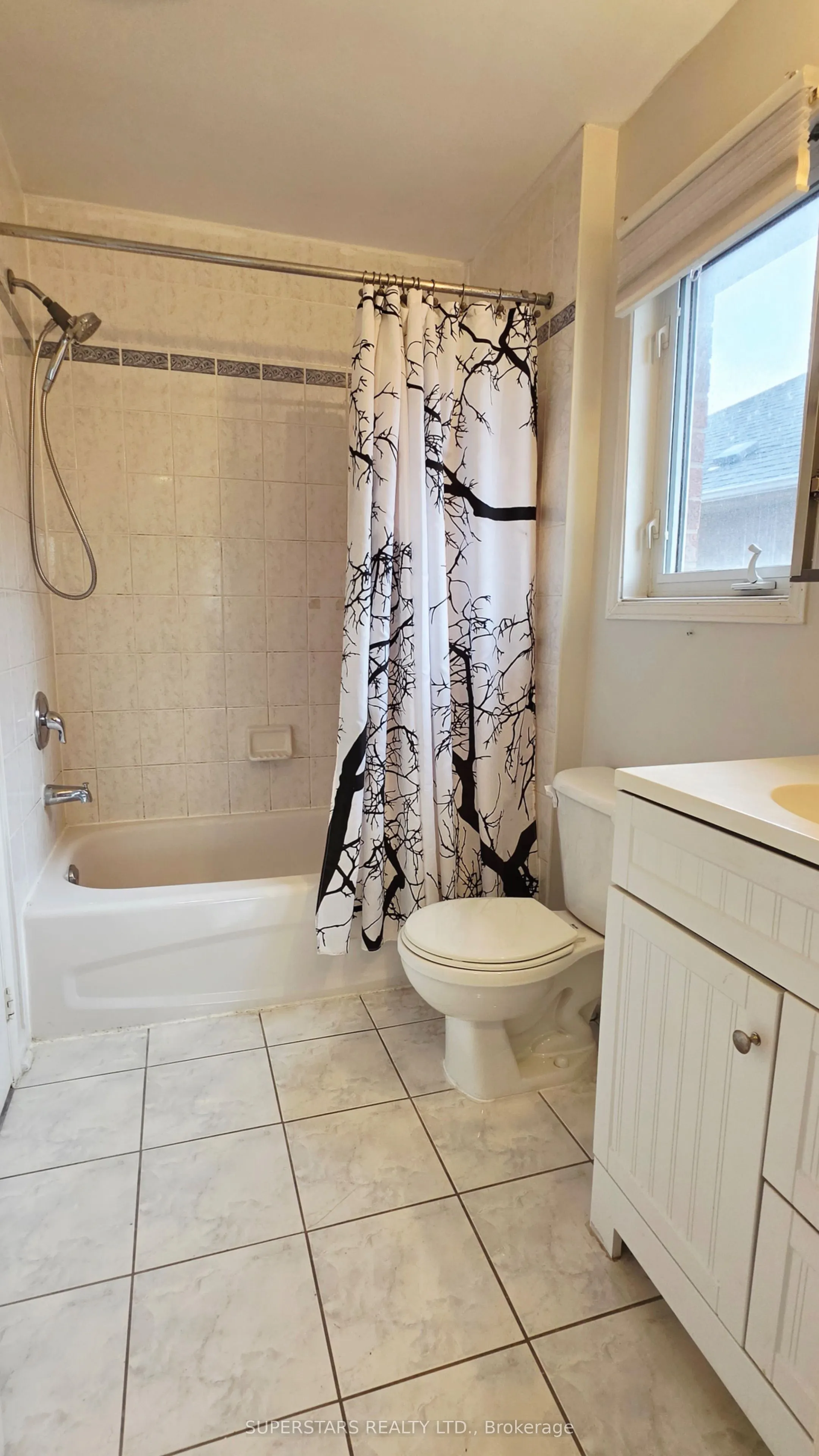 1200 Foxglove Place