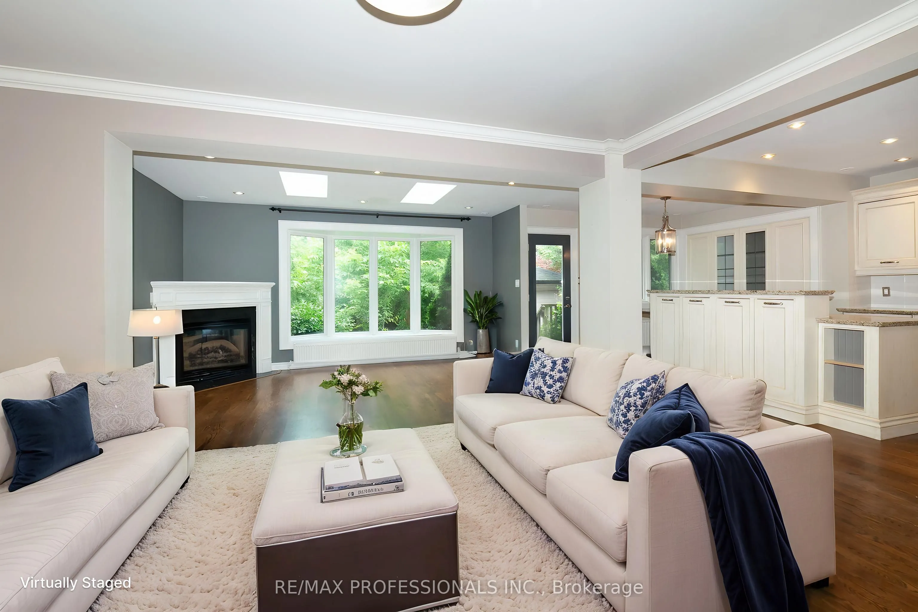 61 Grenview Boulevard N