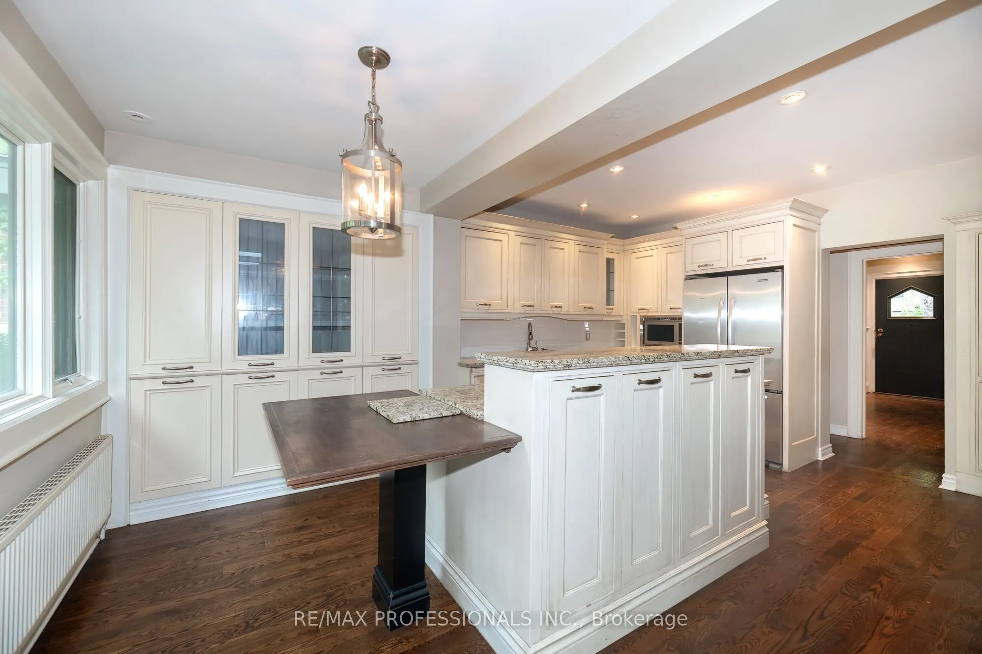 61 Grenview Boulevard N