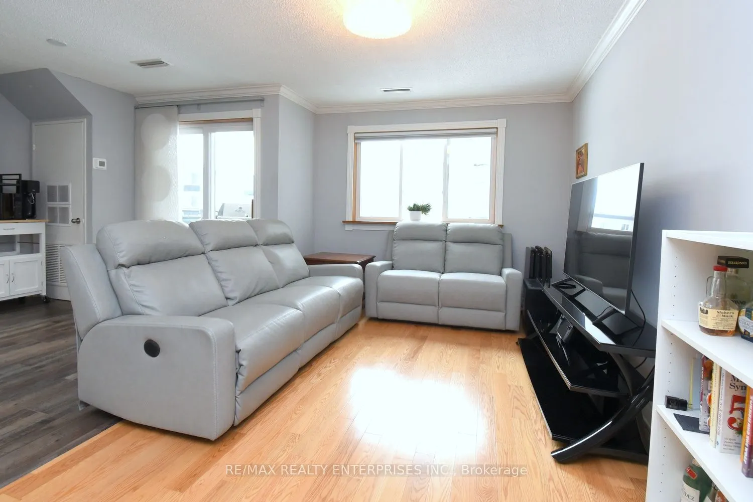 2001 Bonnymede Drive #119