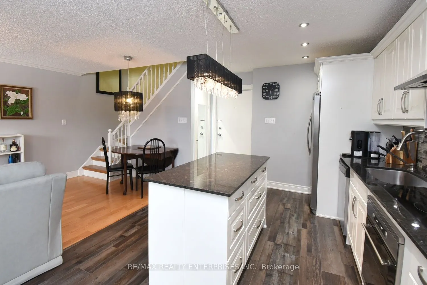 2001 Bonnymede Drive #119