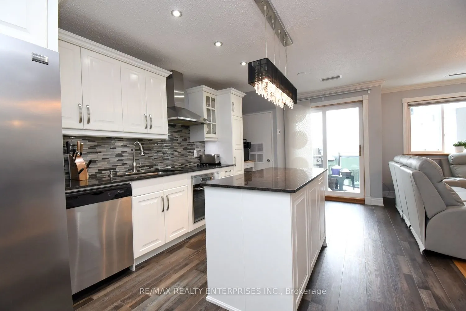 2001 Bonnymede Drive #119