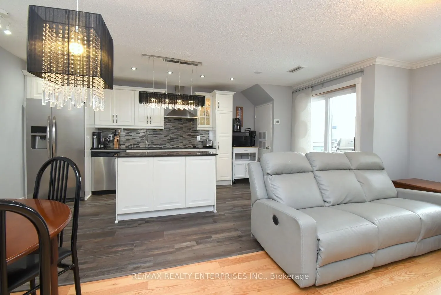 2001 Bonnymede Drive #119