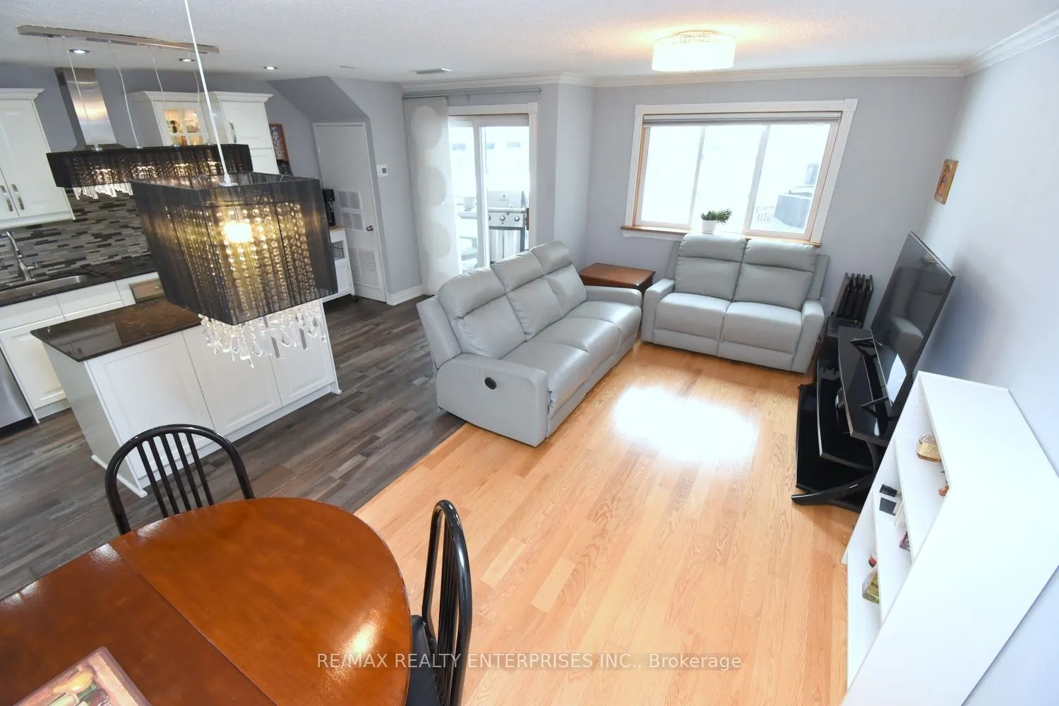 2001 Bonnymede Drive #119