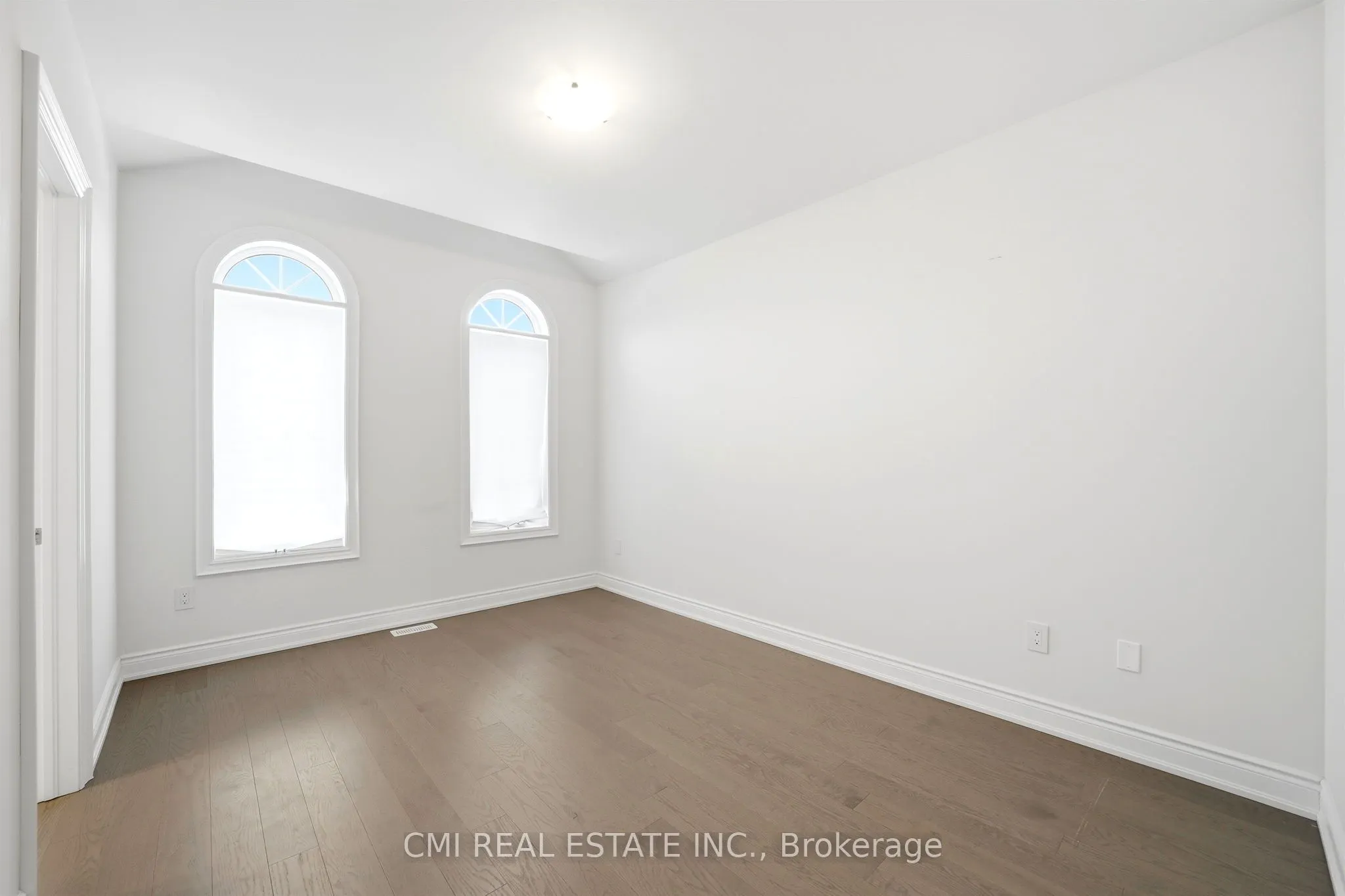 125 Raspberry Ridge Avenue