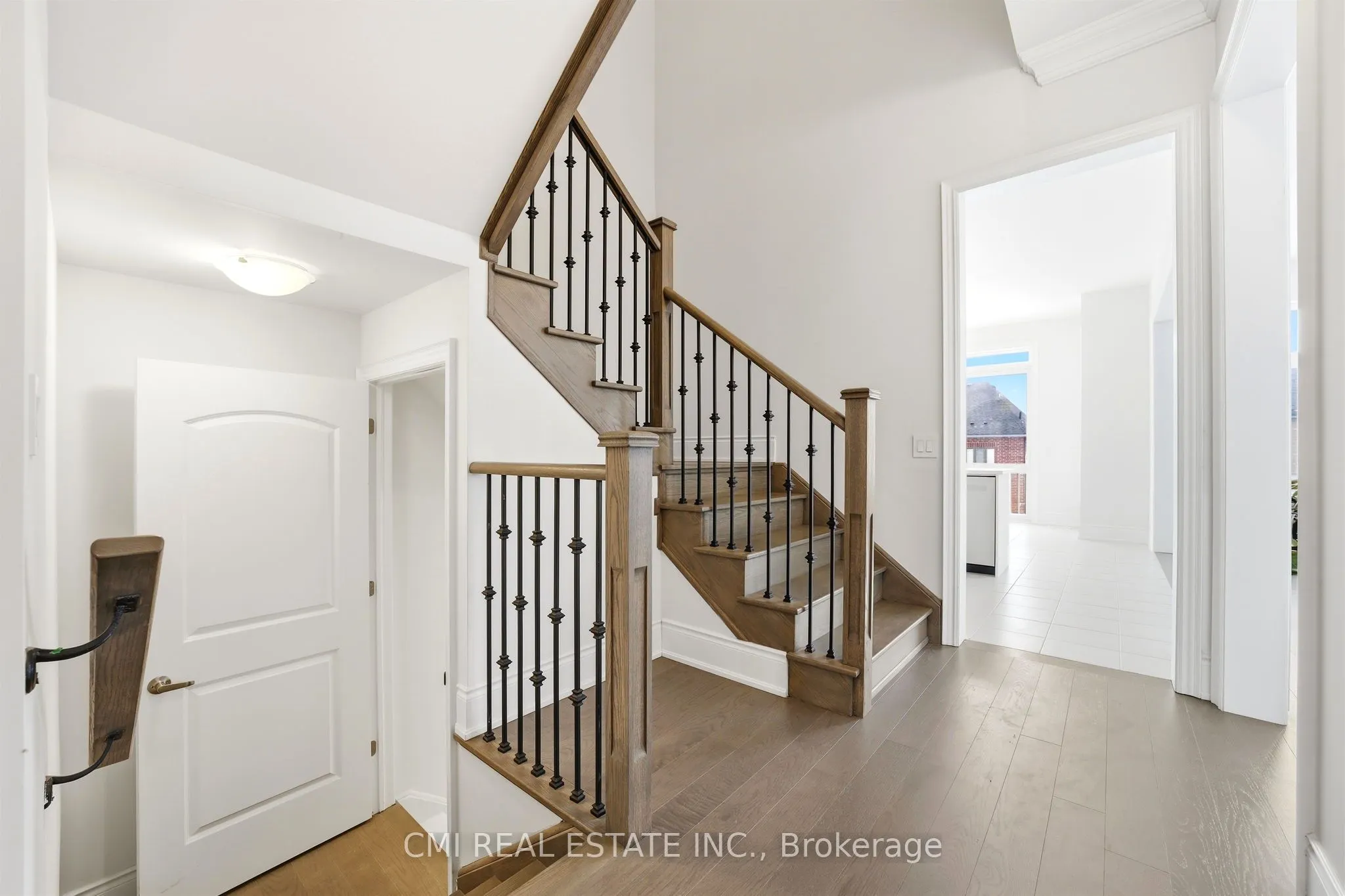 125 Raspberry Ridge Avenue