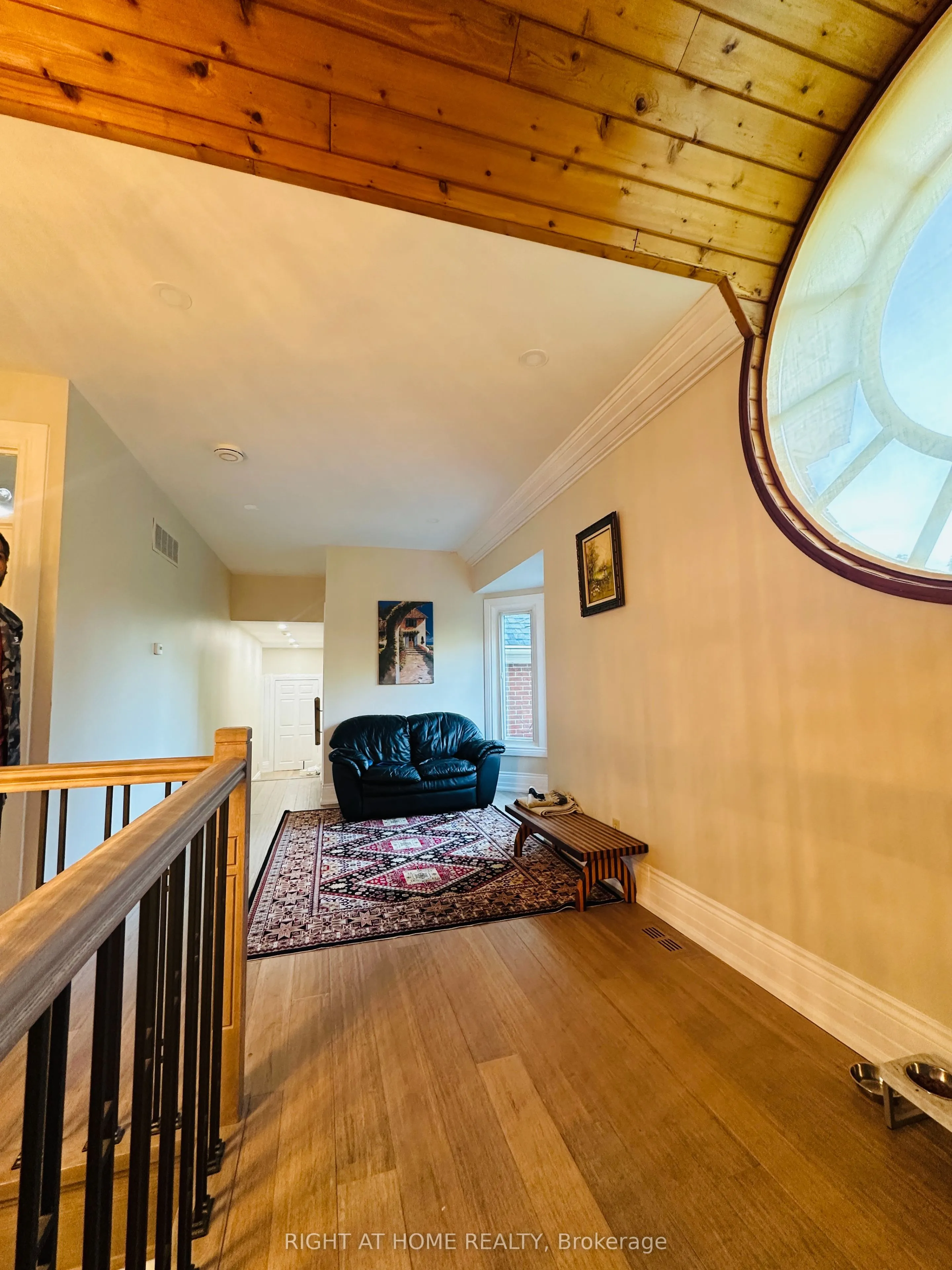 12 Keily Crescent E