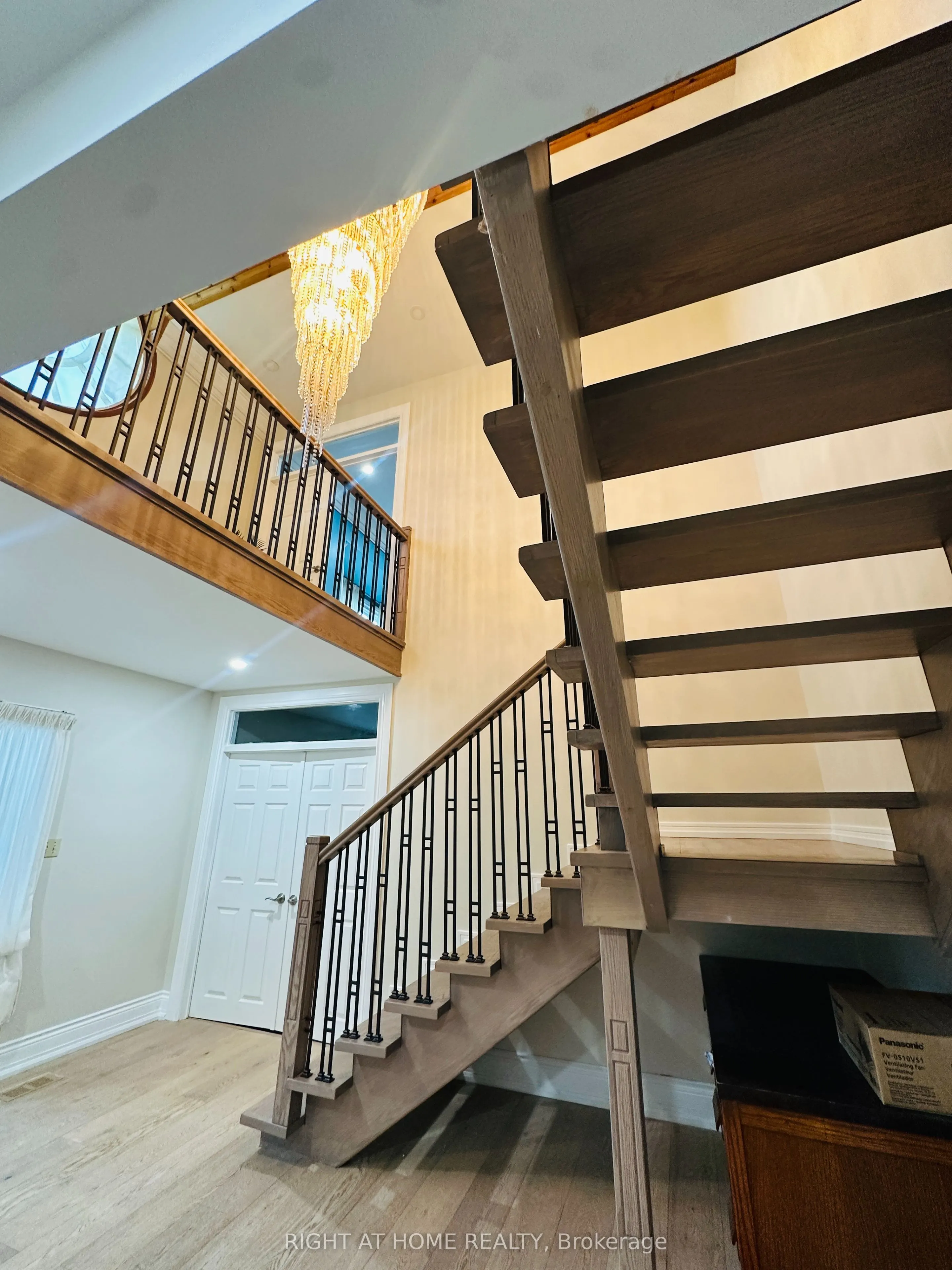 12 Keily Crescent E
